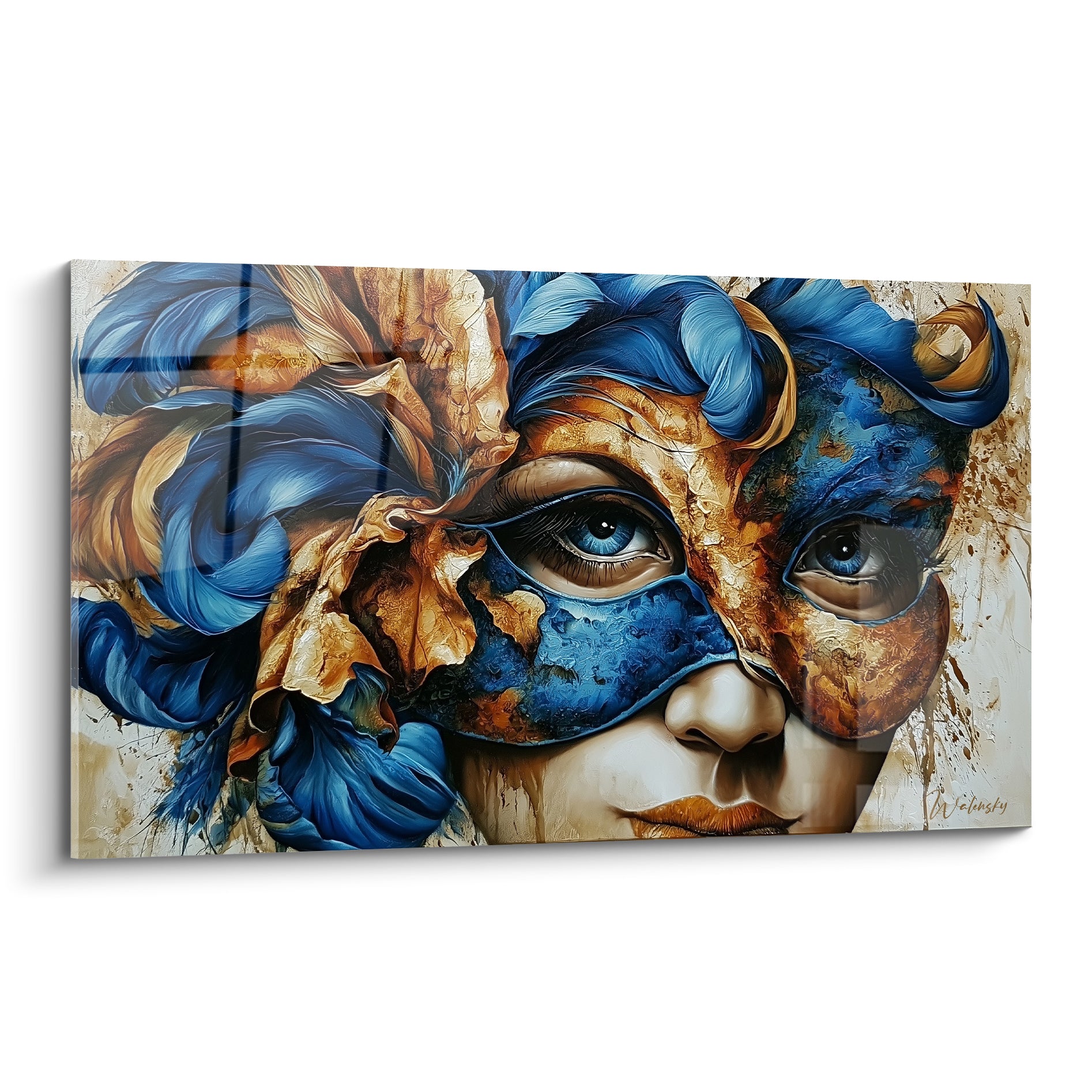 Masque de Venise bleu marine et doré, plumes ondulées et regard bleu perçant peint en détail