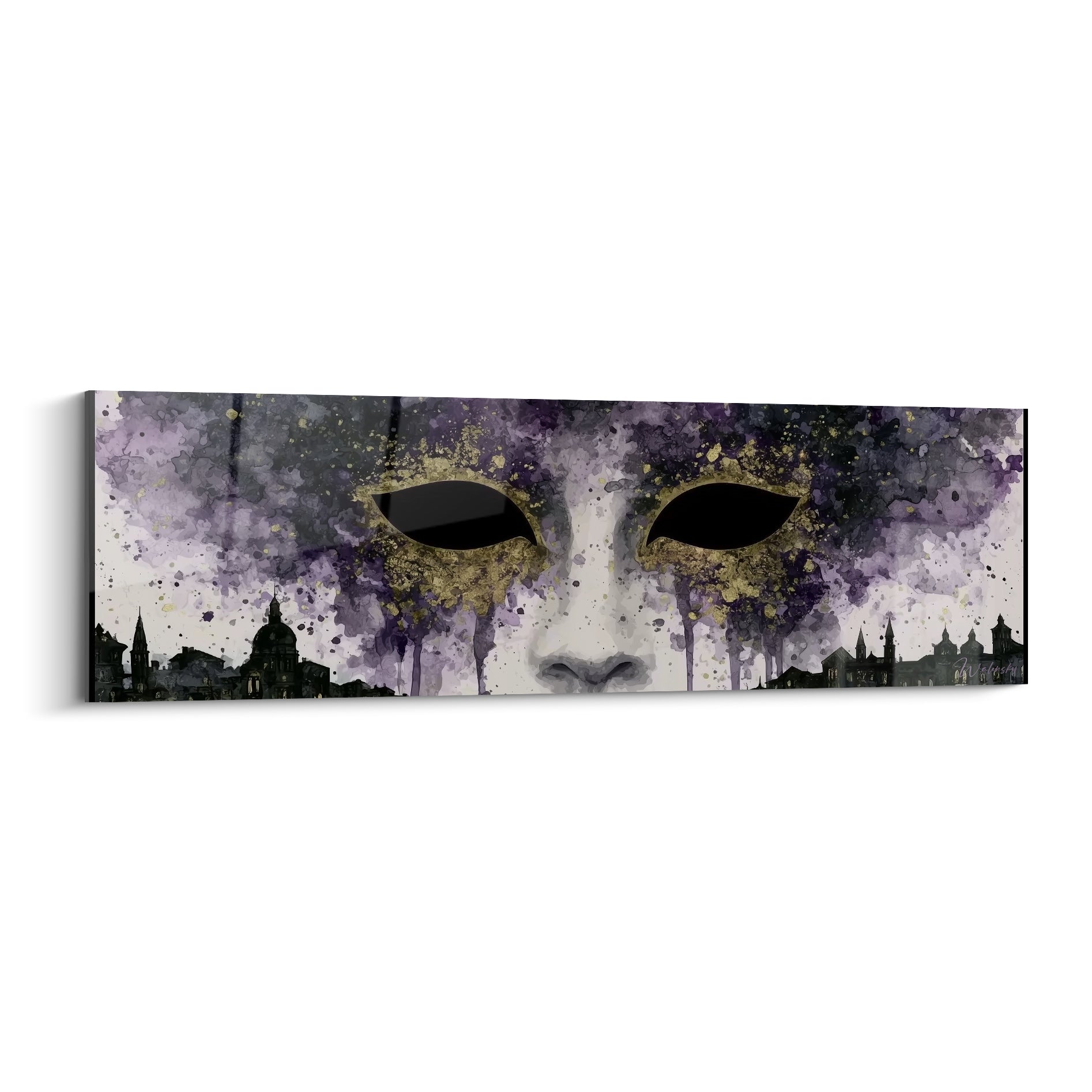Masque de Venise doré aux coulures violettes et anthracite sur fond de ville estompée