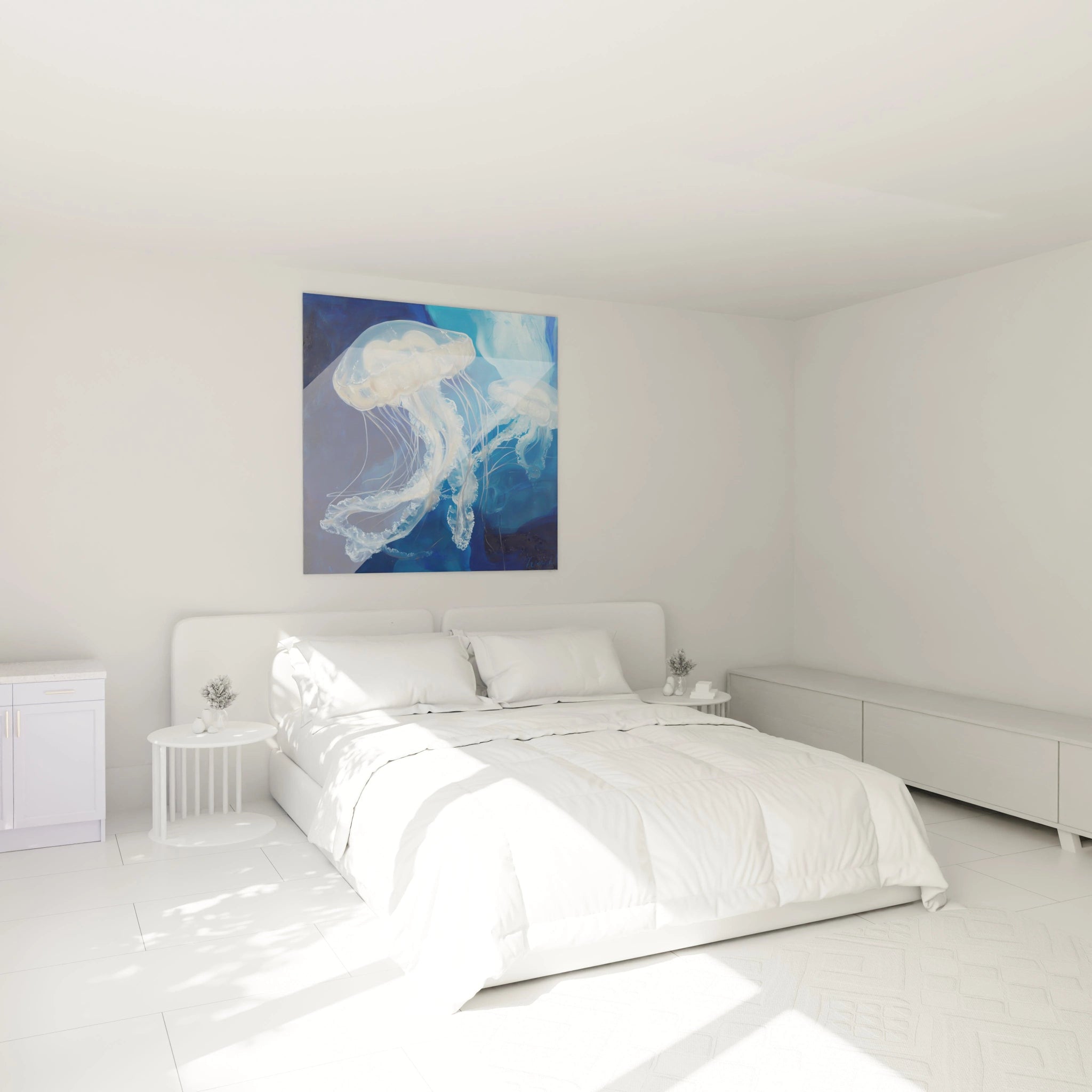 Tableau méduse Walensky décoratif avec design marin bleu accroché dans une chambre moderne blanche