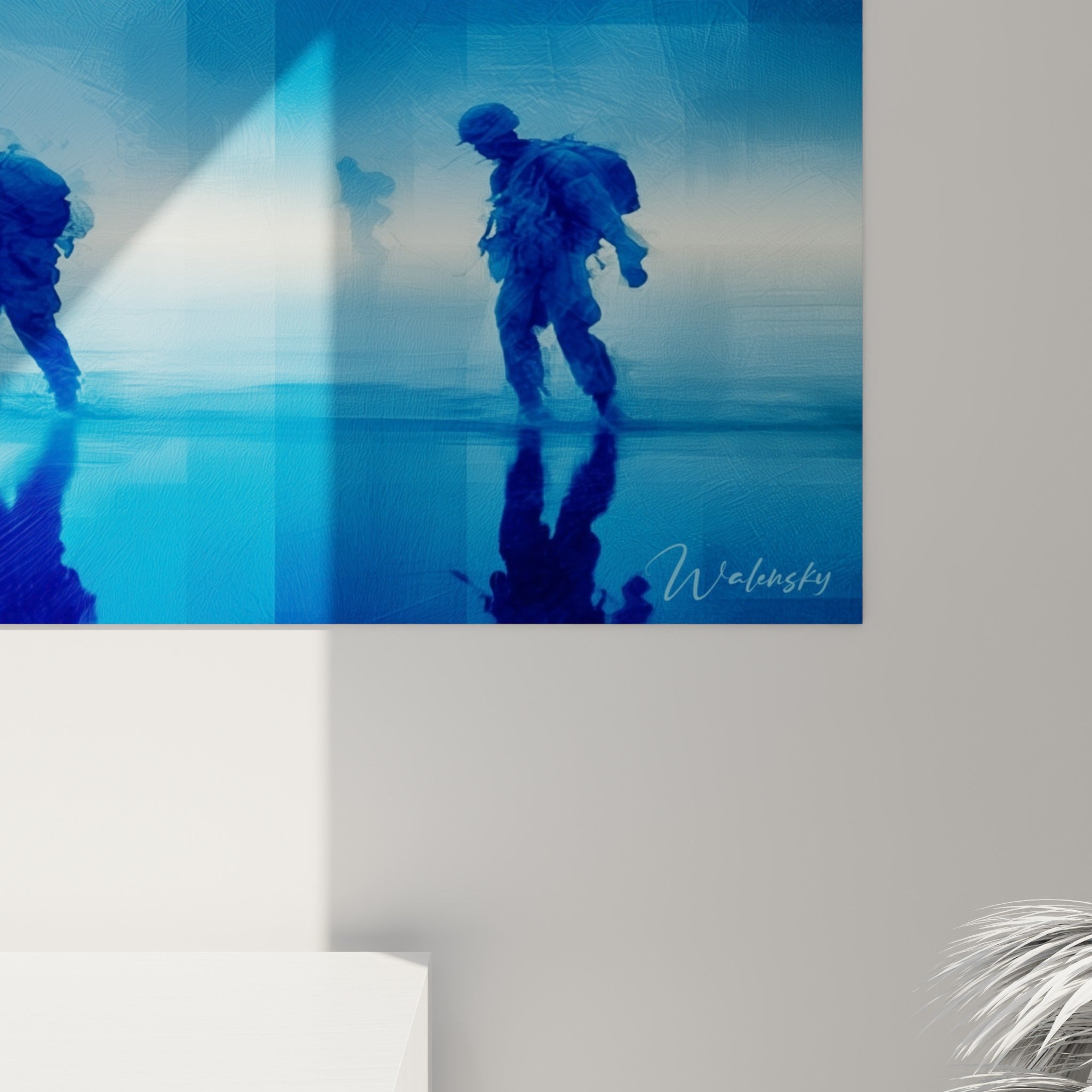 Empâtements bleu marine et beige sable visibles de près sur ce tableau militaire texturé
