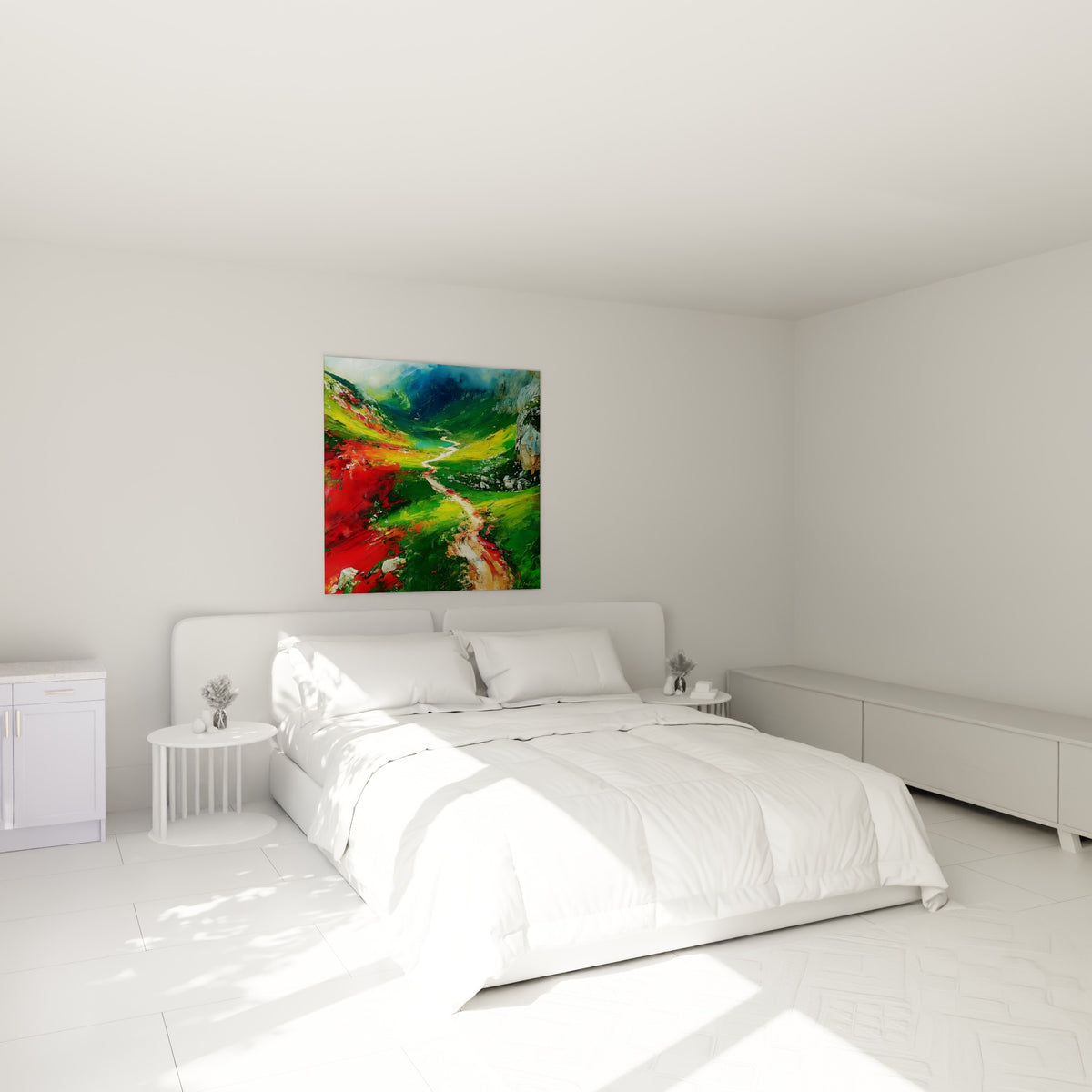 Chemin lumineux entre prairies vertes et massif rouge, tableau montagne au-dessus d'un lit dans une chambre claire
