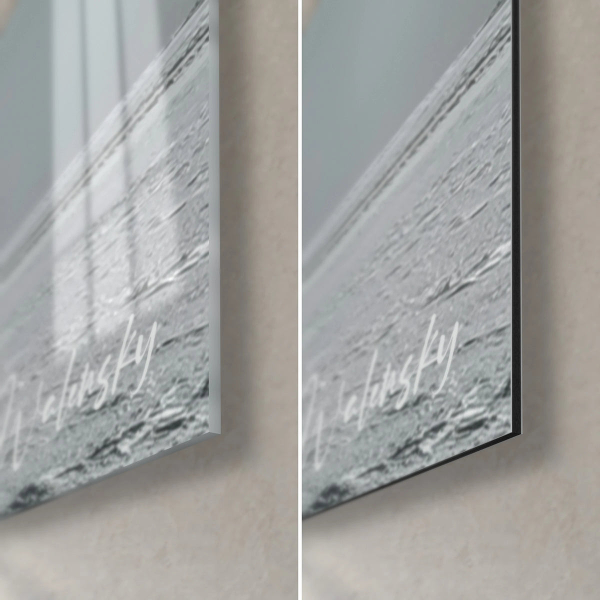 Tableau montagne givrée, coin bas droit : verre acrylique brillant à gauche, alu Dibond mat à droite, tranche noire de 3 mm