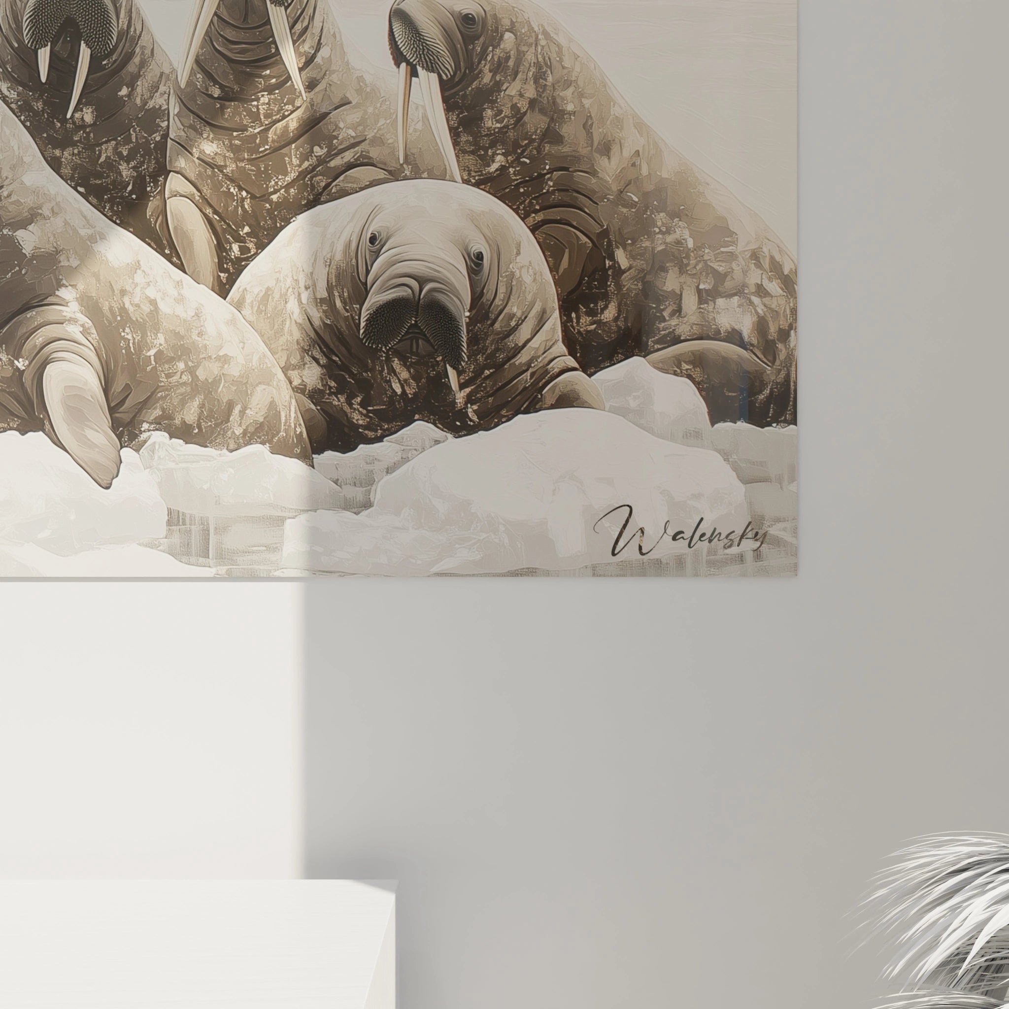 Tableau phoque Walensky représentant des morses en tons beige et marron sur un mur blanc