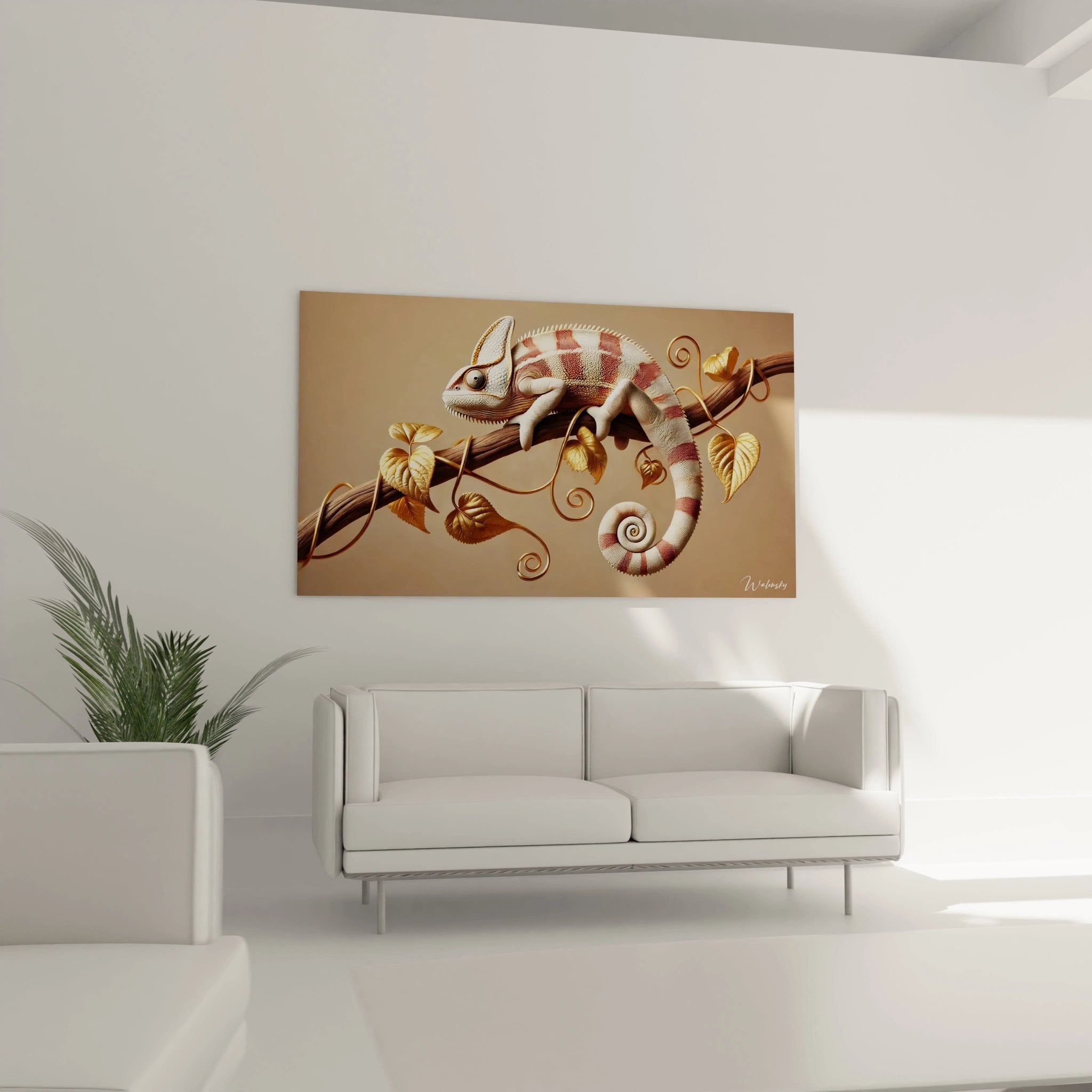 tableau caméléon dans le salon au dessus du canapé parfait pour une déco élégante ses nuances de beige rouge et or ajoutent un style exotique et naturel une œuvre captivante et minutieusement texturée