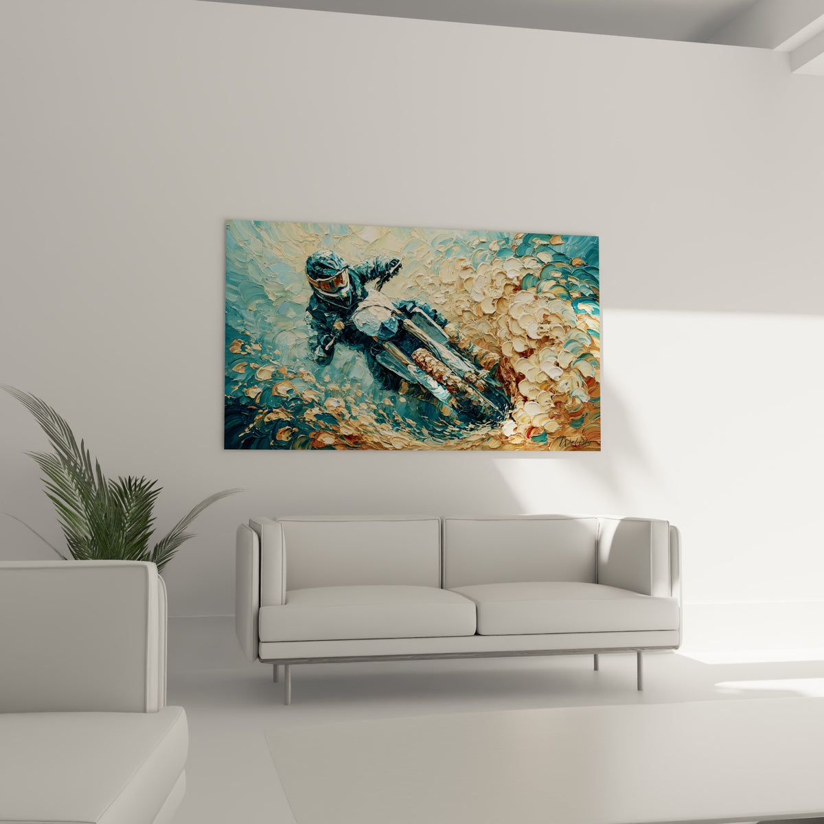 Course en pleine glisse, tons ocre et bleu pétrole, au-dessus d'un canapé dans un salon lumineux