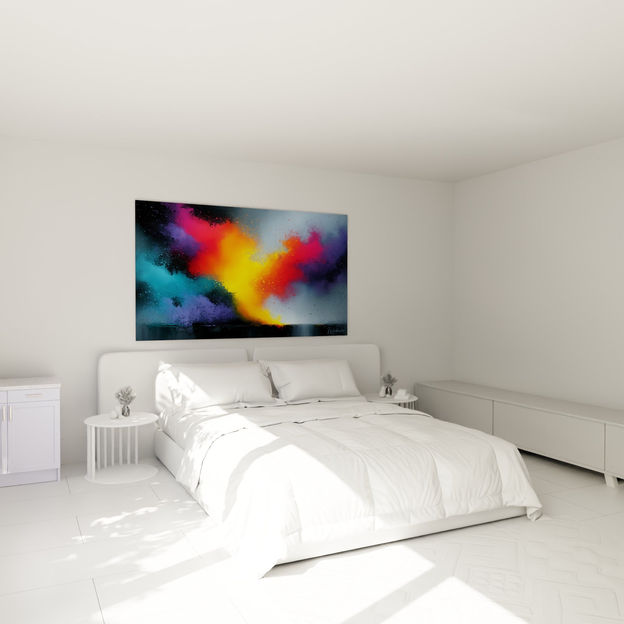 Explosion colorée orange et violette accrochée au-dessus d'un lit dans une chambre claire