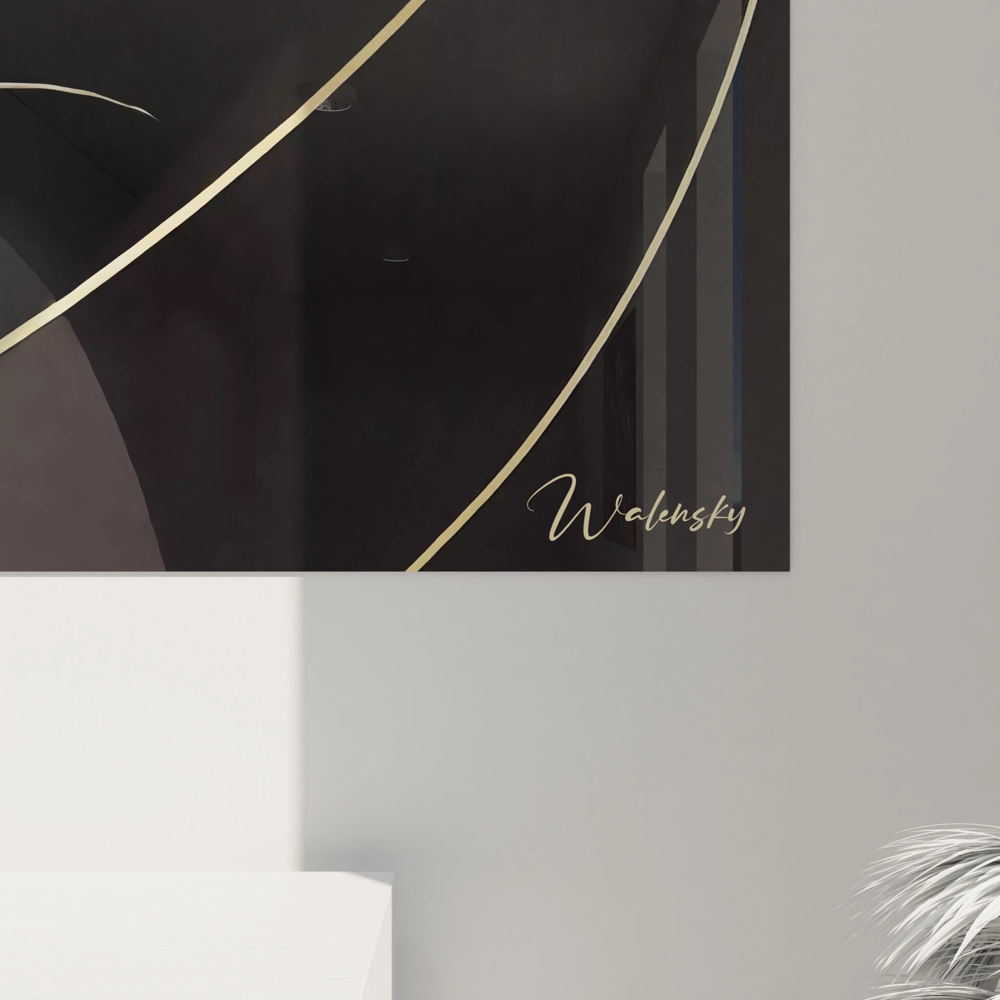 La vue de pres de ce tableau panthere noire permet d'apprecier les details soigneux des lignes dorees qui soulignent le regard intense et l'aura mysterieuse de l'animal.