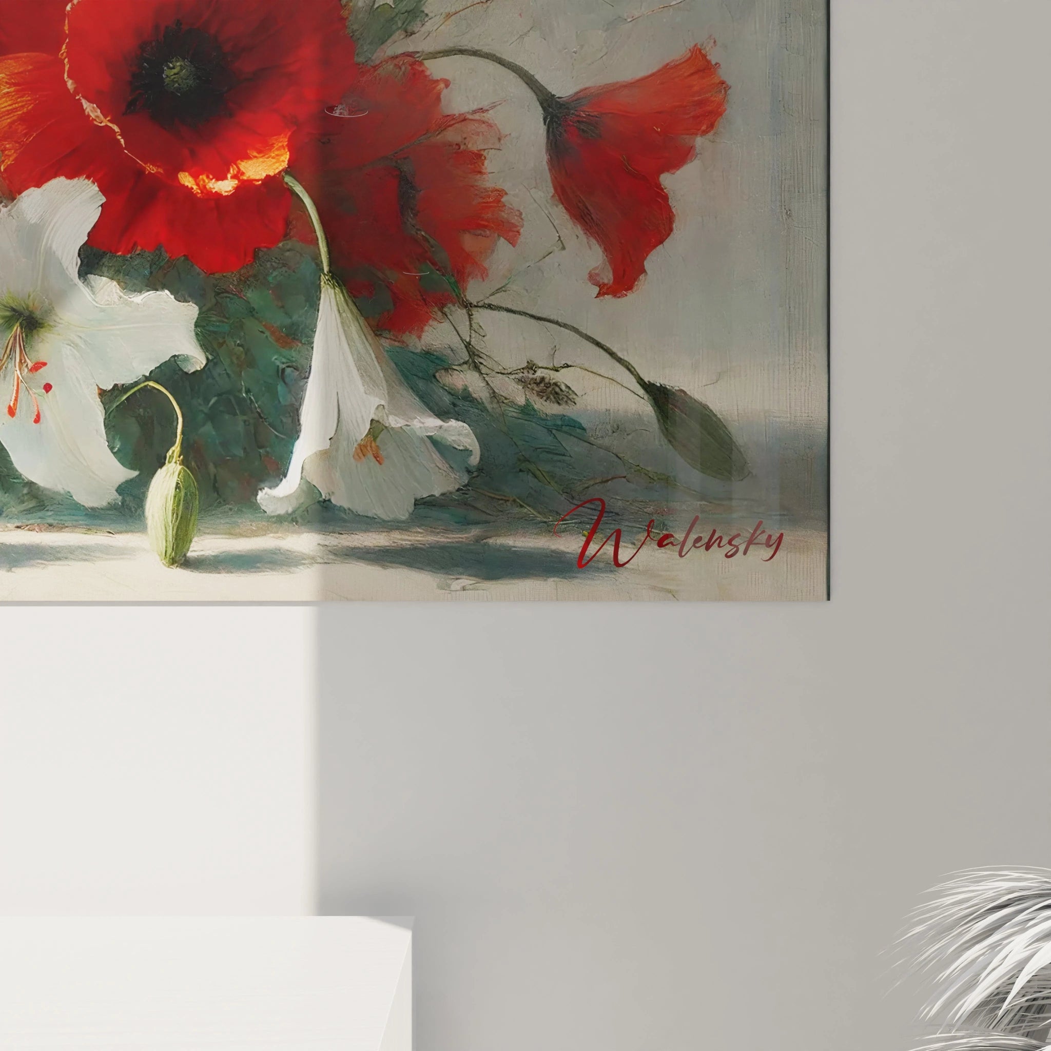 Découvrez de près la finesse des détails de ce tableau chat. Le pelage du félin et les pétales vibrants des coquelicots rouges créent un ensemble harmonieux, idéal pour ajouter du raffinement à tout espace.