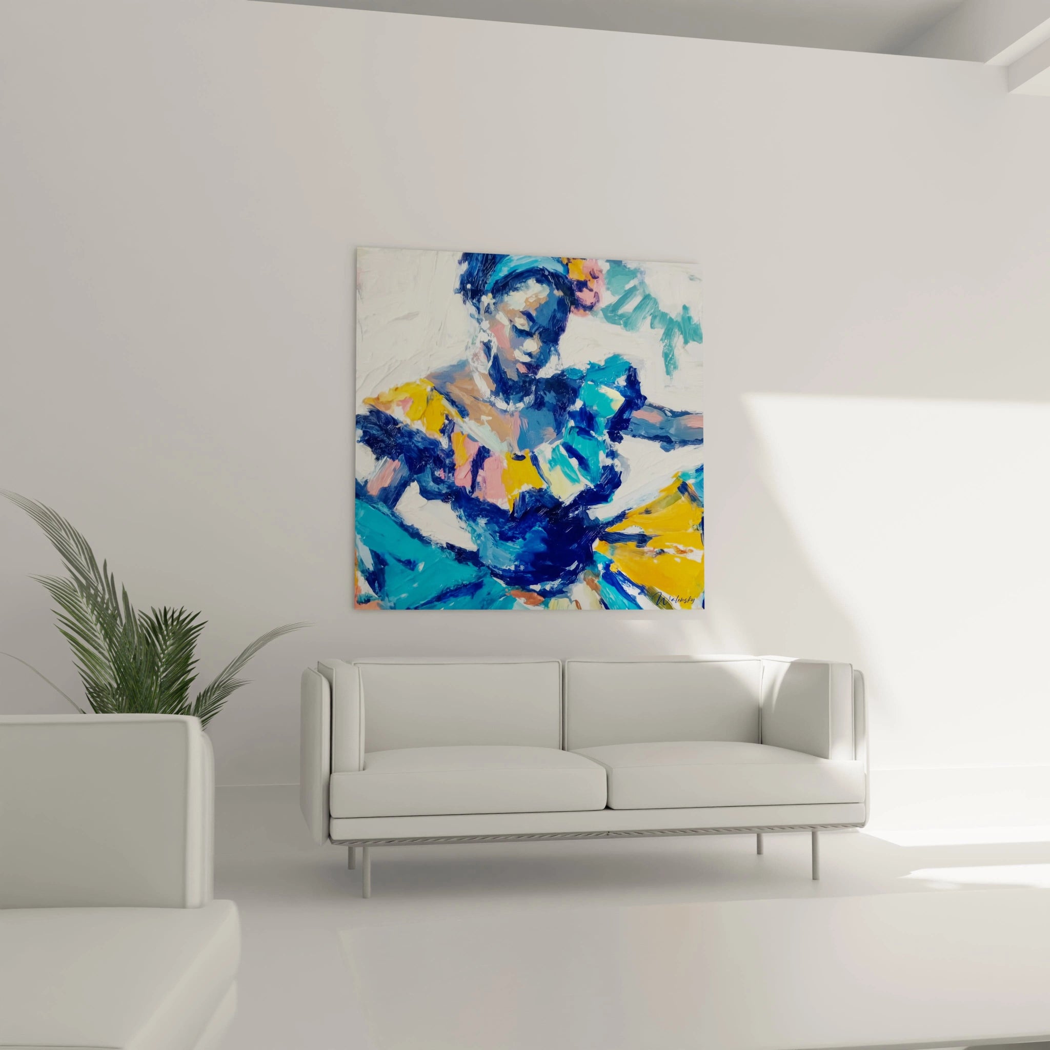 tableau danse africaine Walensky peinture murale colorée d une femme en mouvement bleu et jaune au dessus d un canapé blanc