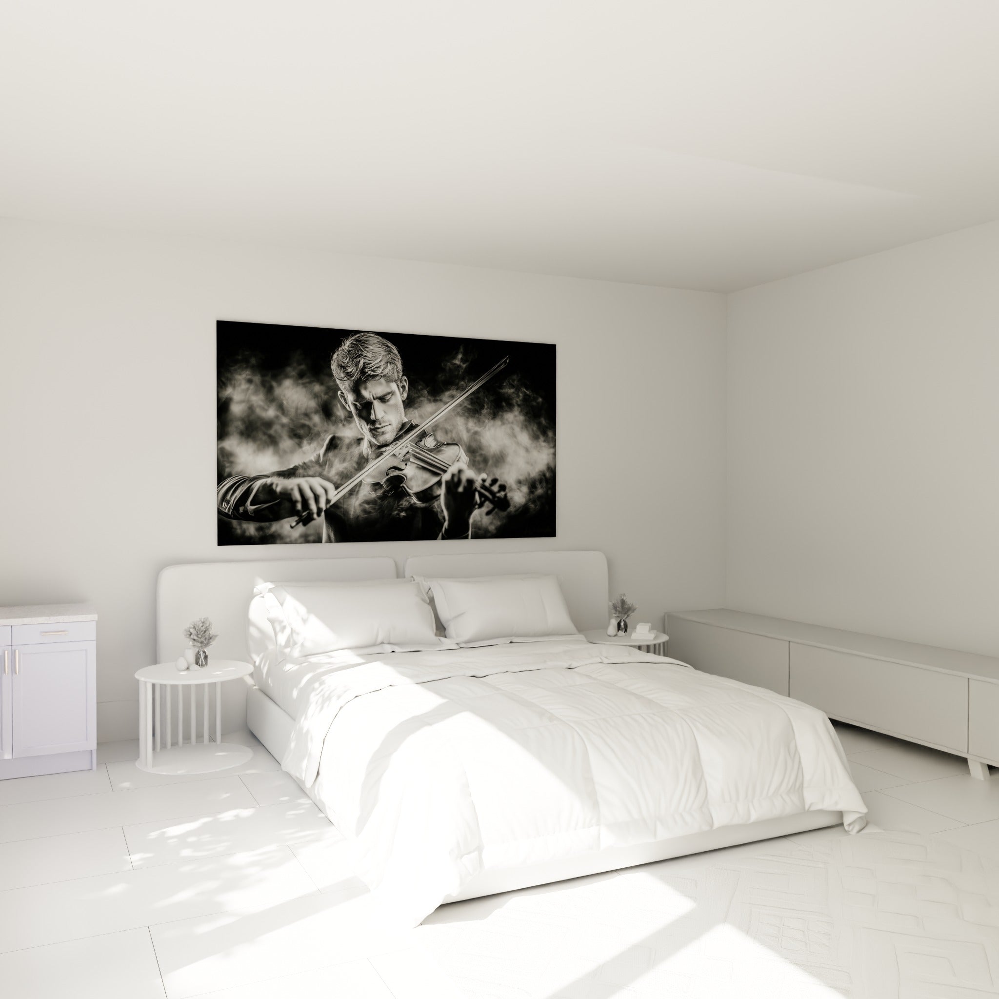 Musicien penché sur son violon dans une brume grise, tableau accroché au-dessus d'un lit dans une chambre claire