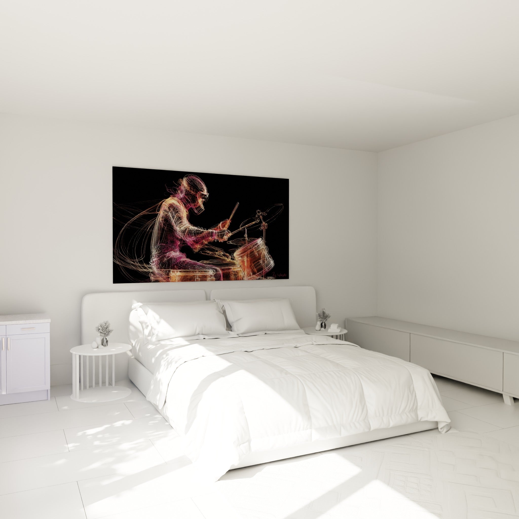 Silhouette lumineuse orange d'un batteur au-dessus d'un lit dans une chambre claire