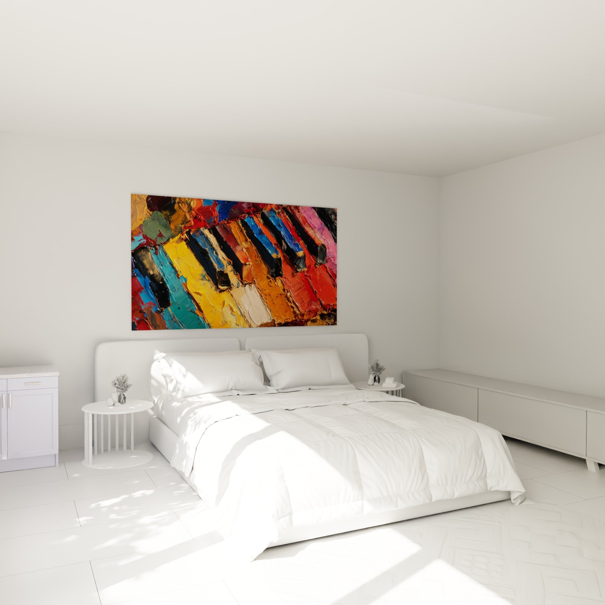 Notes de piano orange et turquoise vibrantes, accrochées au-dessus d'un lit dans une chambre claire