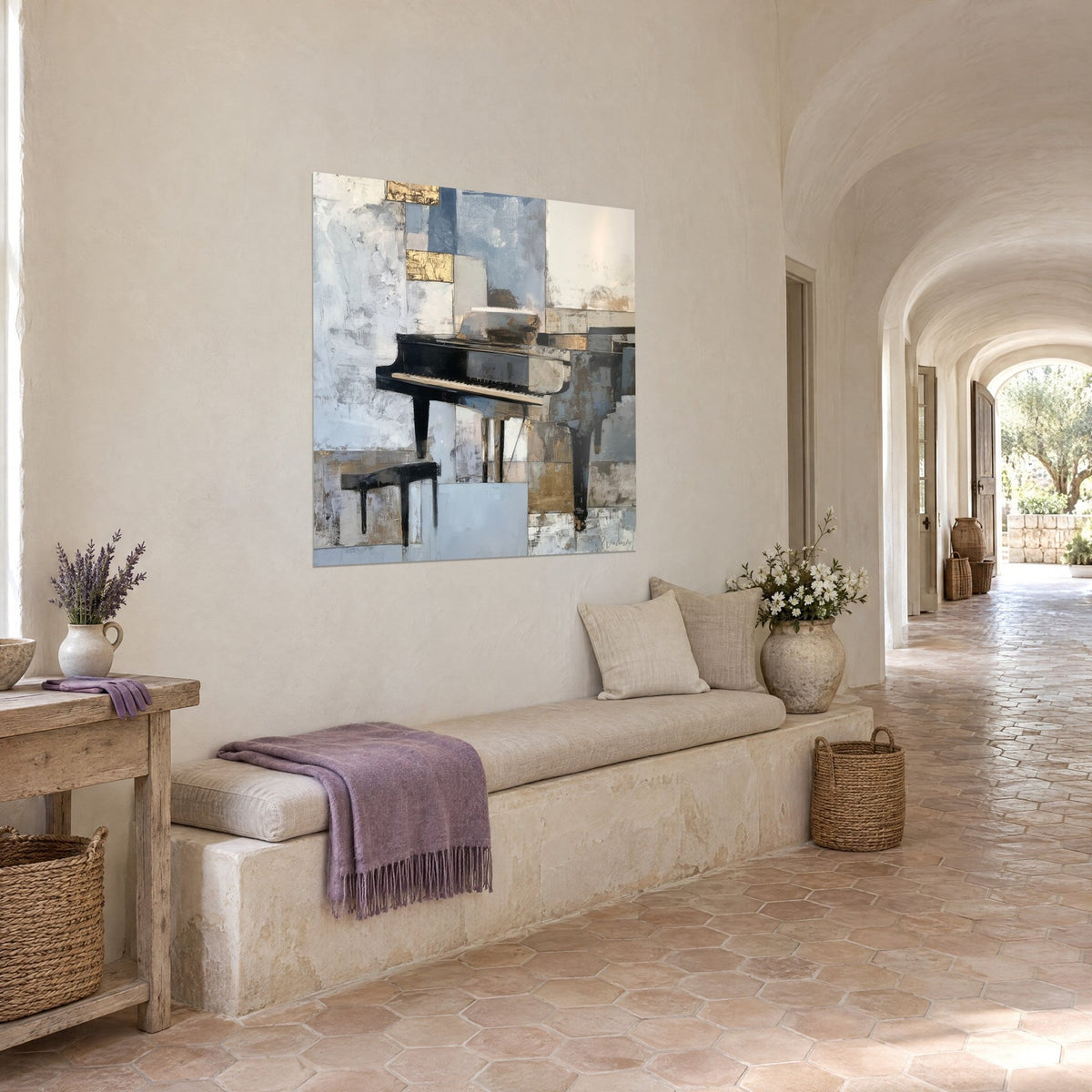 Schilderij muziekinstrument van ebbenhout in geometrische vlakken parelgrijs en oker, Provençaals landhuis, lichte stenen bank