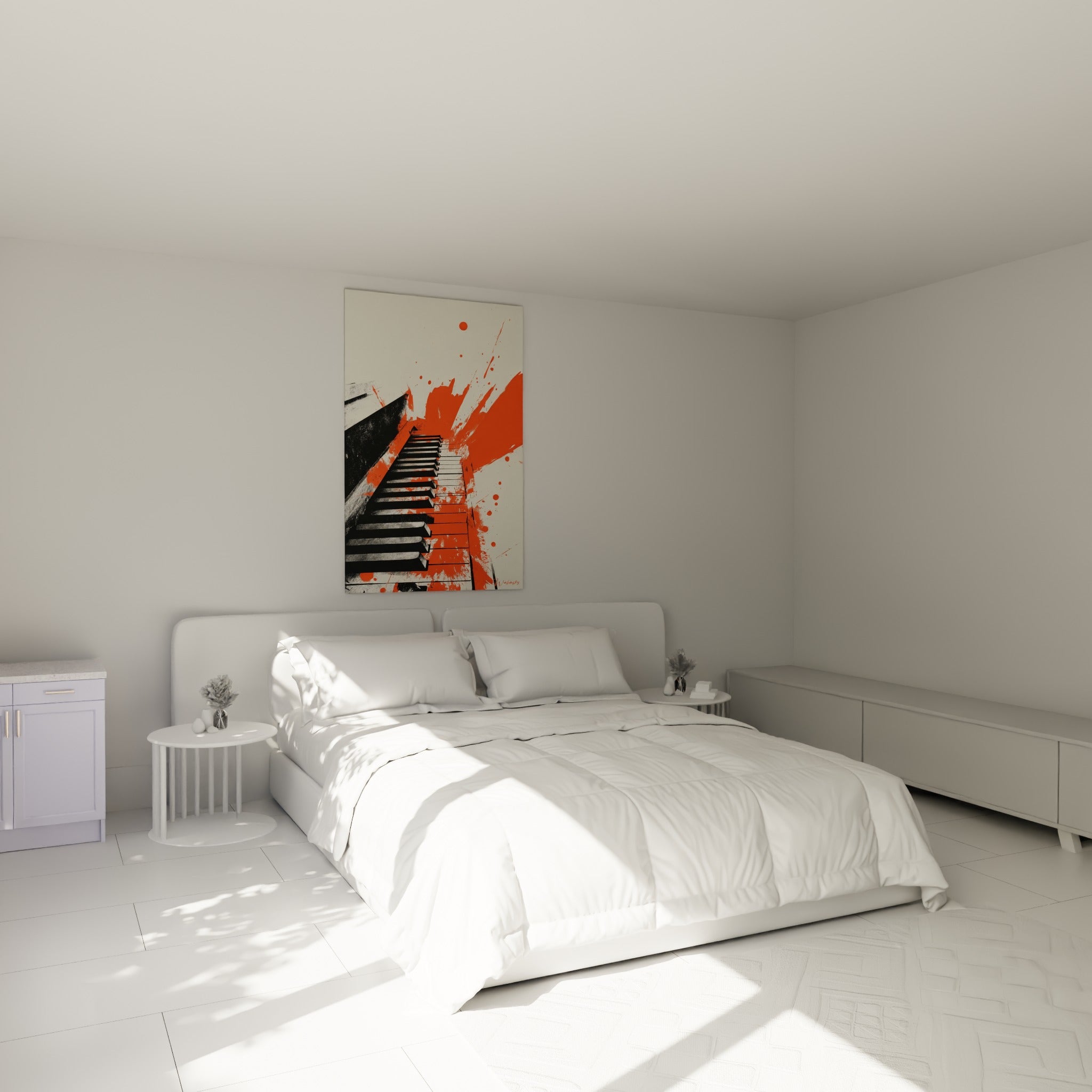 Touches de piano noir et orange vif accrochées au-dessus d'un lit dans une chambre claire