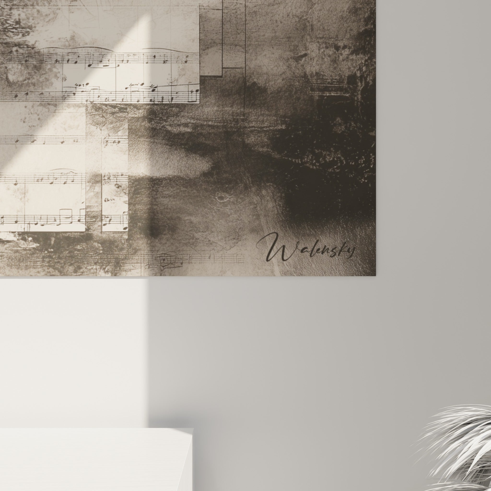 Grain texturé du clavier anthracite et coulures beiges visibles de près sur la toile
