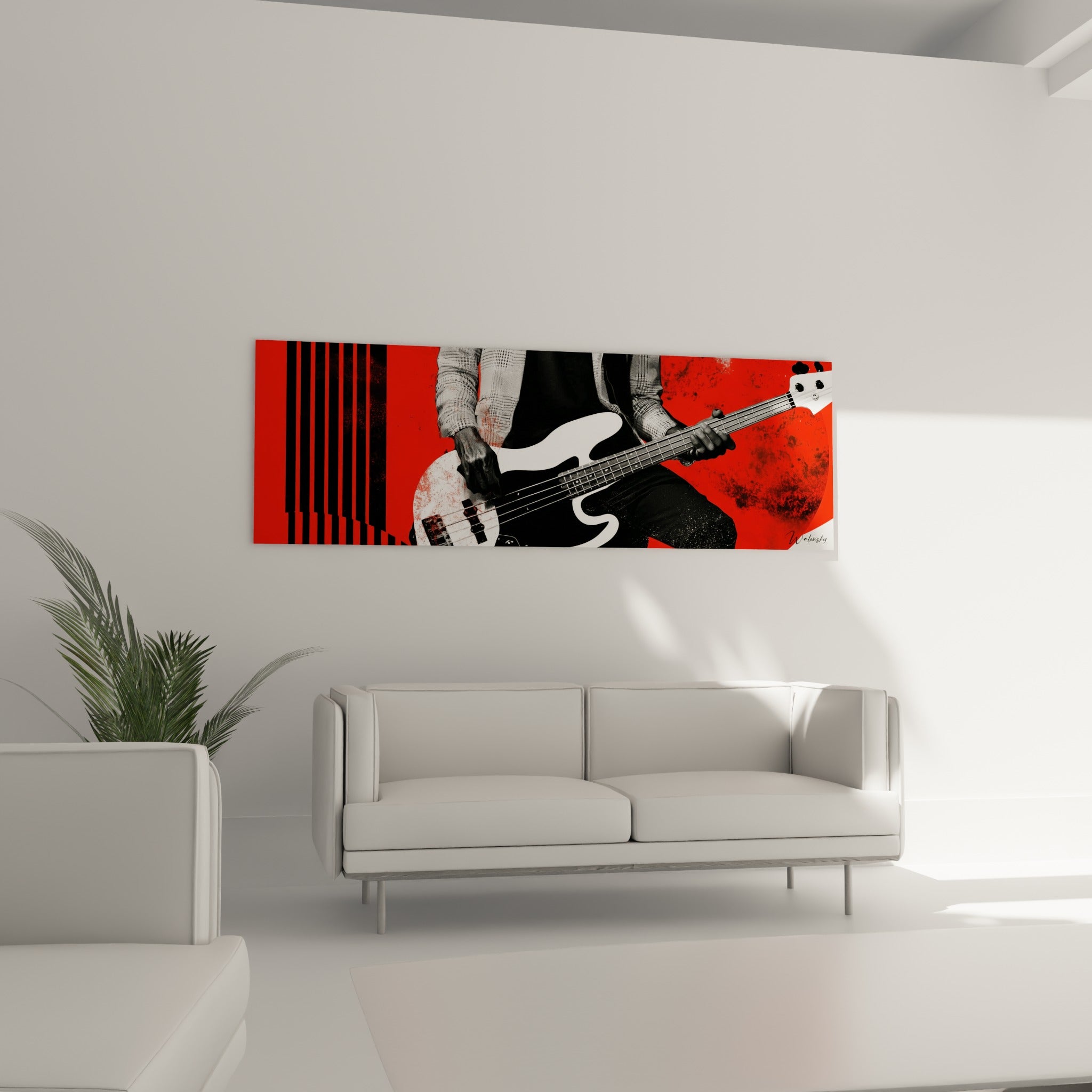 Musicien en noir manie une basse blanche sur fond rouge éclatant, au-dessus d'un canapé dans un salon lumineux