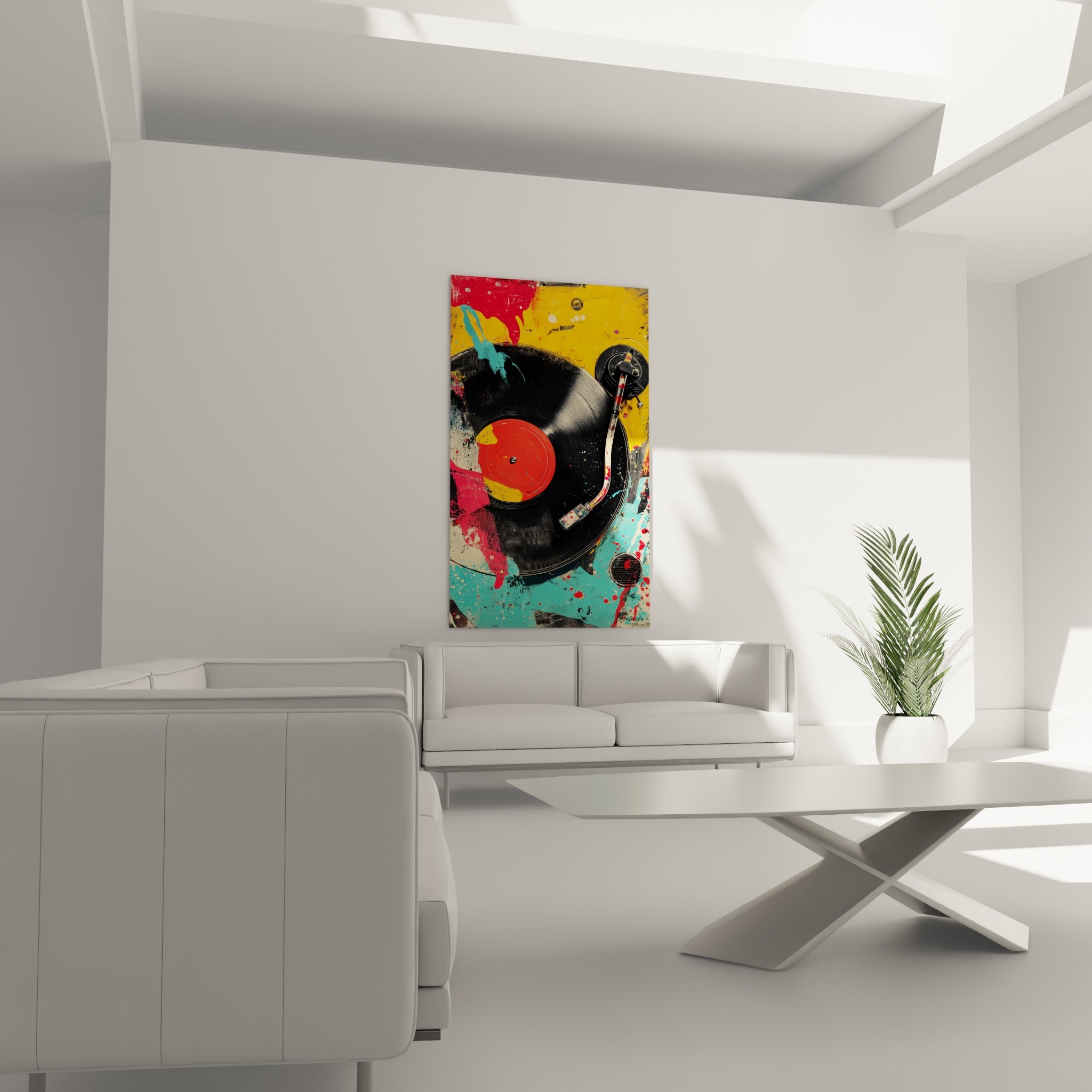Disque musique éclaboussé de turquoise et rouge orangé au-dessus d'un canapé dans un salon lumineux