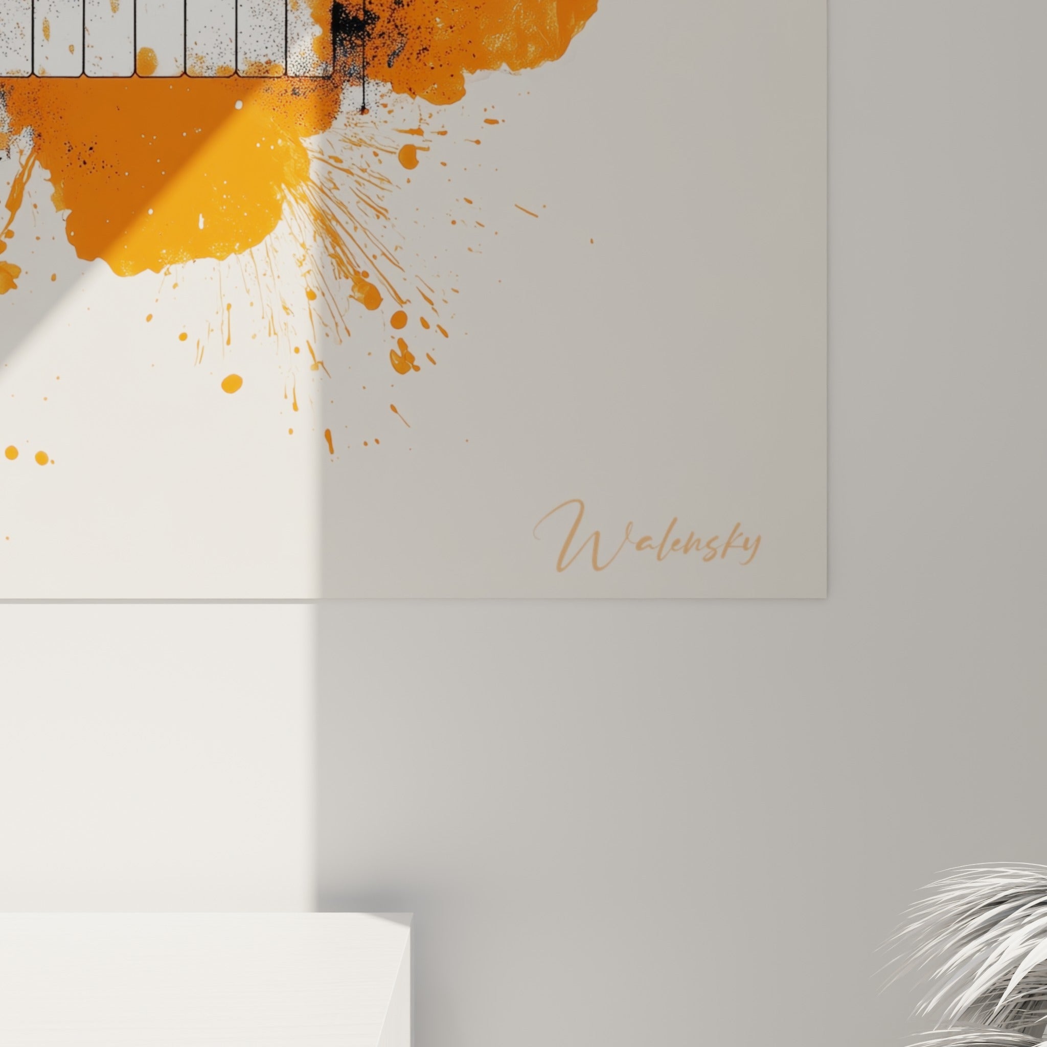 Grain de peinture visible sur les coulures orange et les éclats noirs entourant les touches du clavier