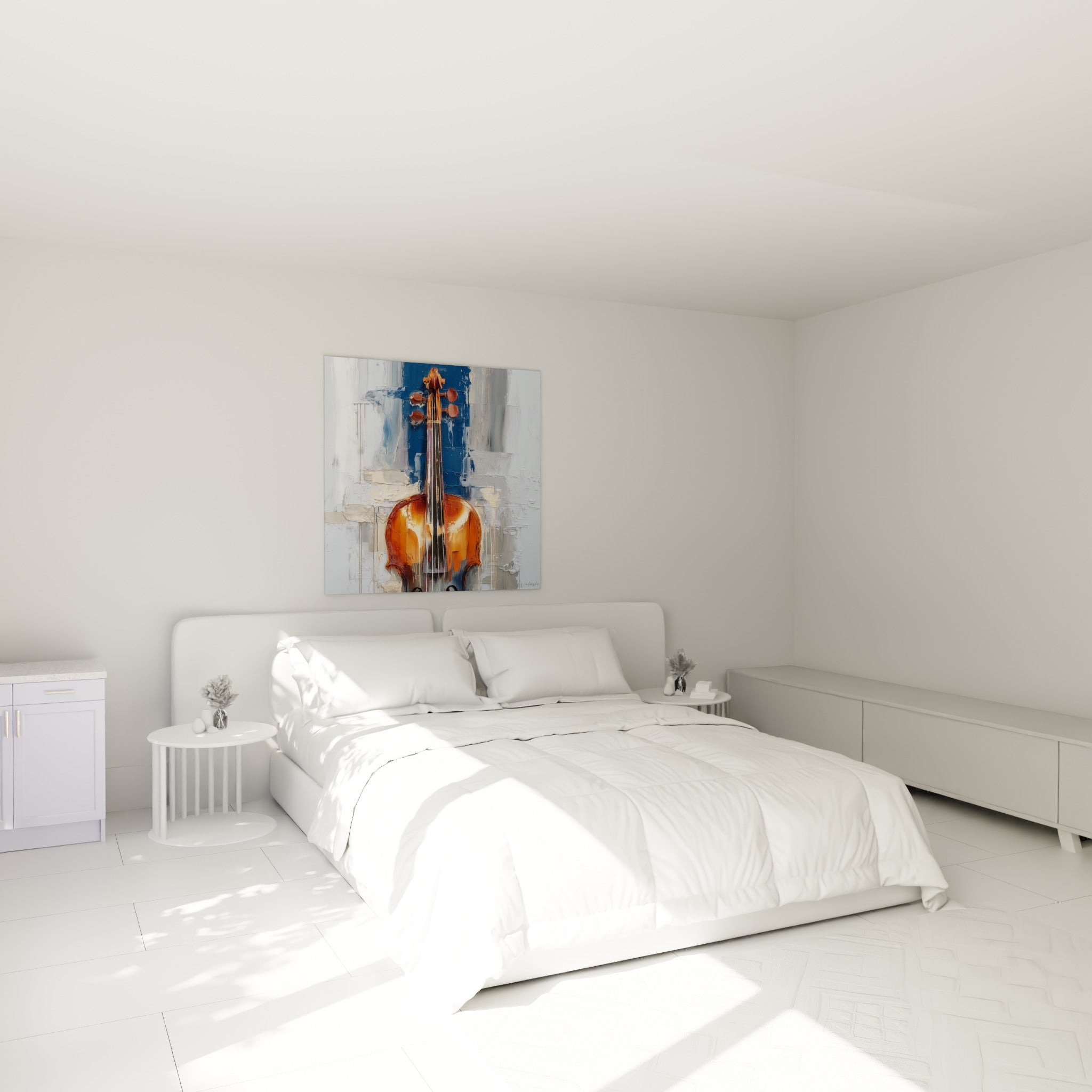 Volute et caisse d'un violon brun cuivré aux touches ocre, au-dessus d'un lit dans une chambre claire