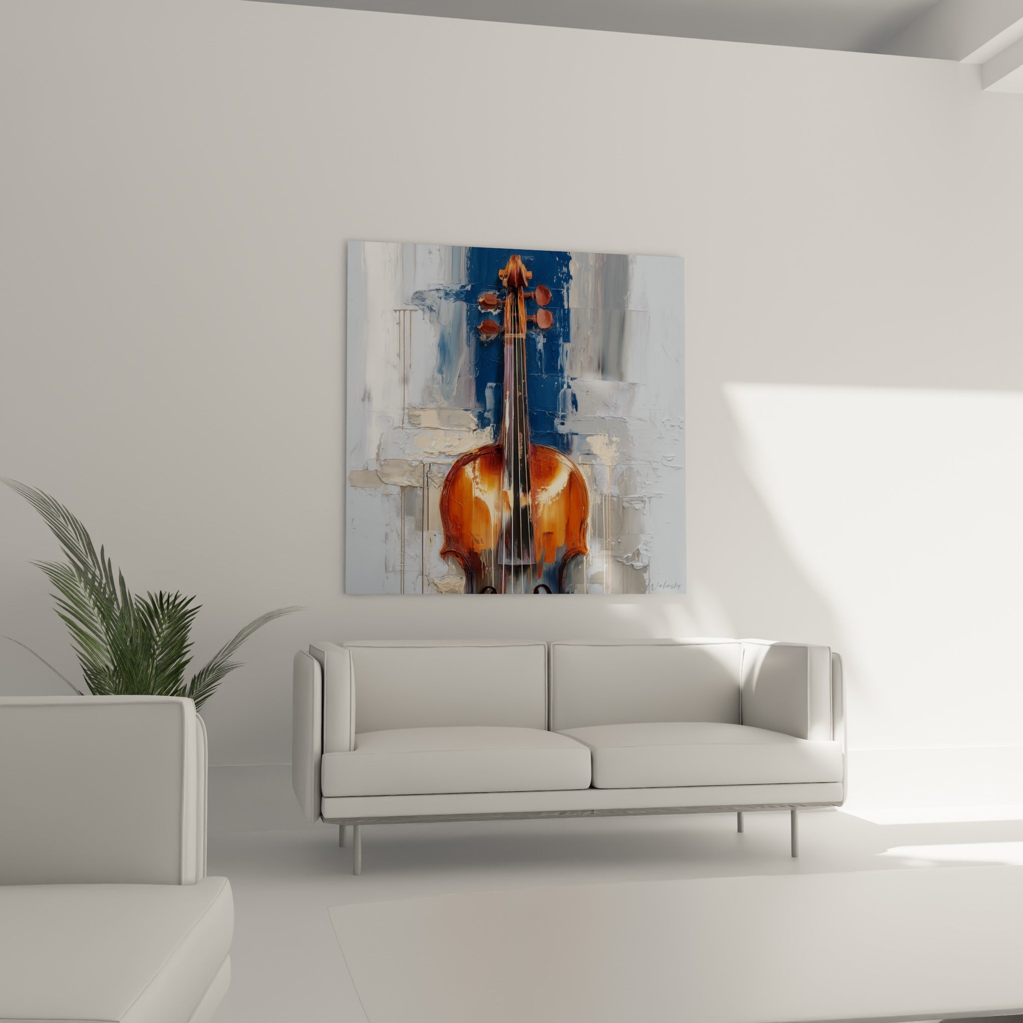 Instrument à cordes traité en pâte épaisse, tons fauve et anthracite, au-dessus d'un canapé dans un salon lumineux