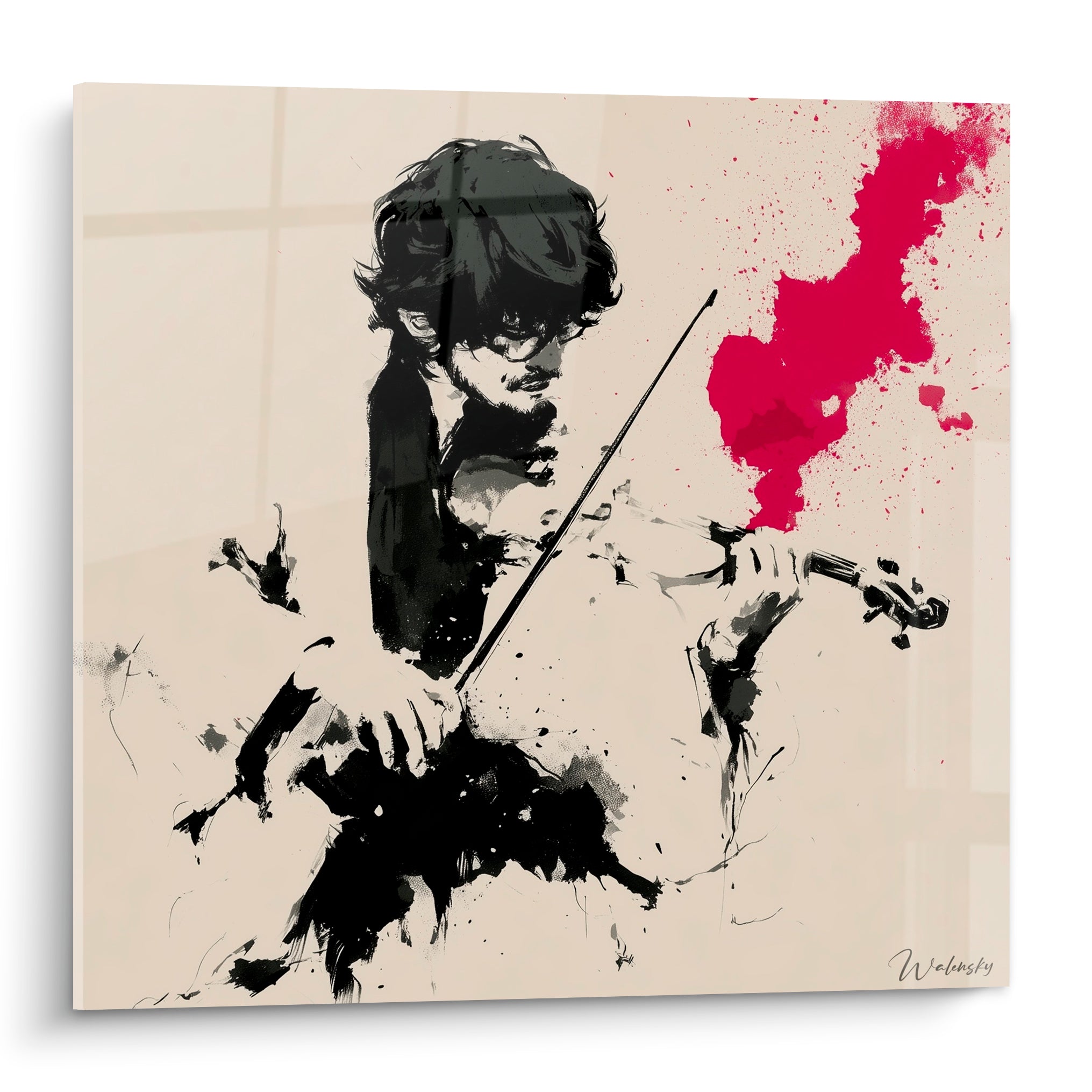 Violoniste en noir encre, archet tendu, éclaboussure rouge carmin sur fond ivoire texturé
