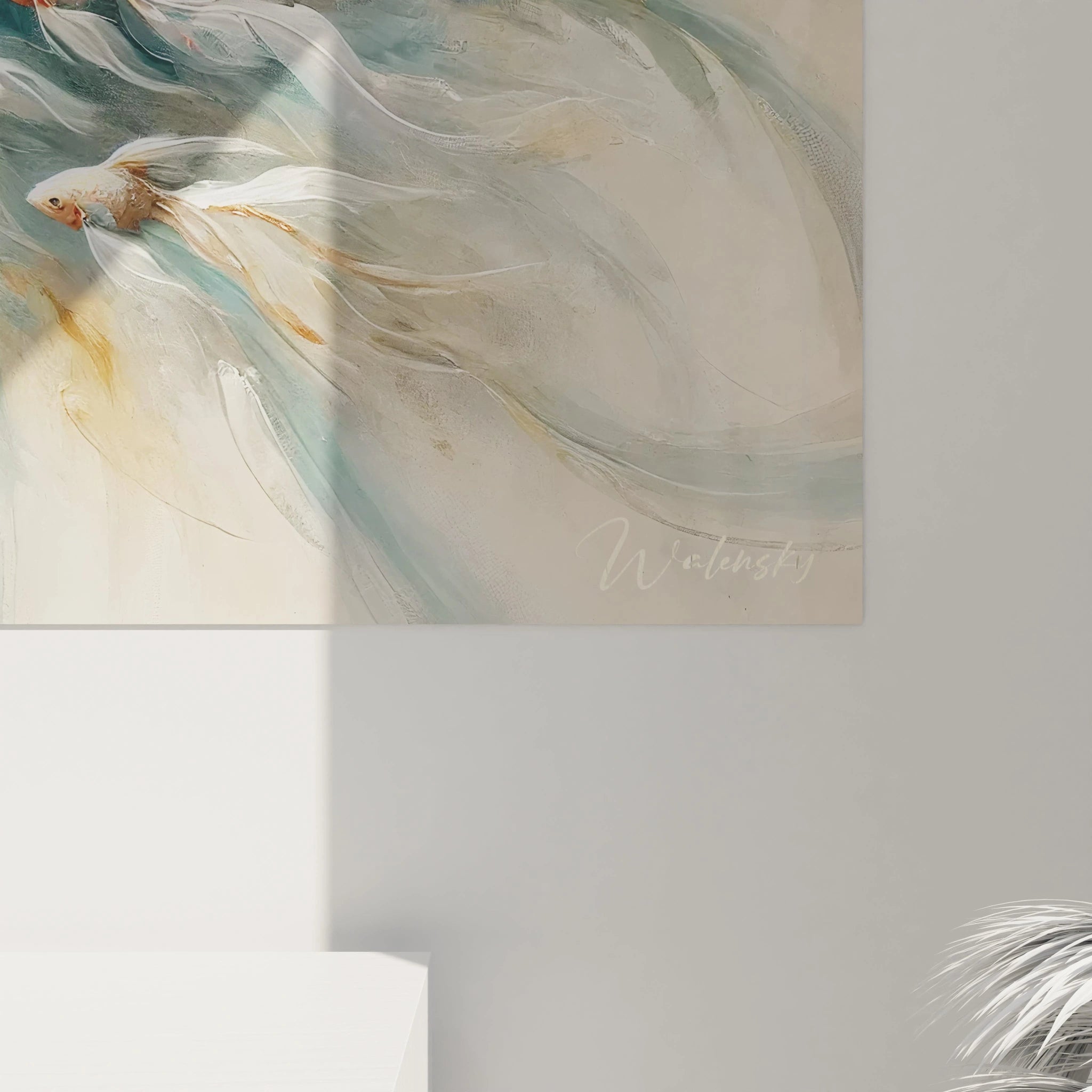 les details delicats de ce tableau poisson captivent l oeil. Les nuances de bleu et or s harmonisent pour creer une scene aquatique douce et apaisante.