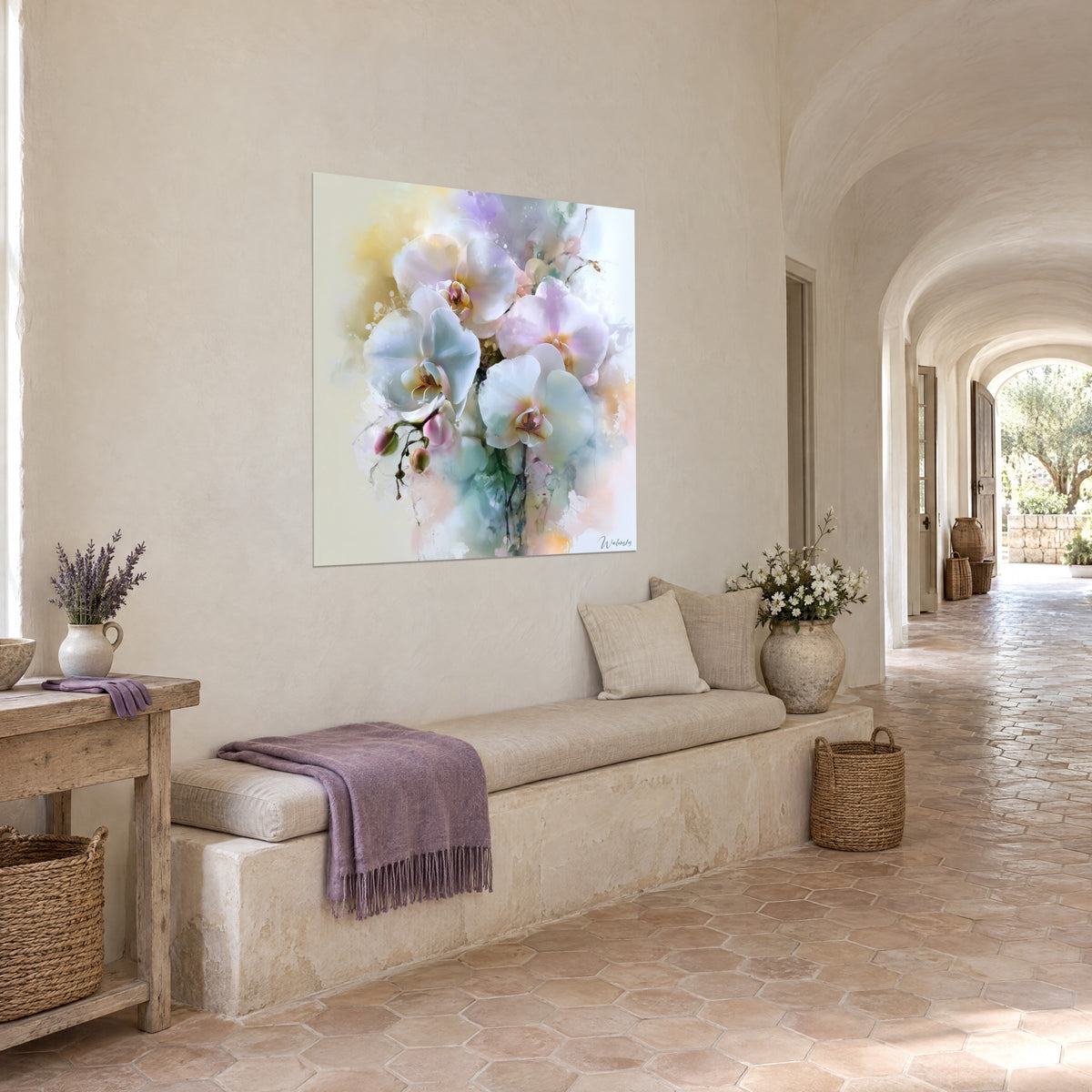 Cuadro de phalaenopsis impolutas sobre salpicaduras de acuarela rosa y amarilla, colgado encima de un banco de piedra en un pasillo abovedado