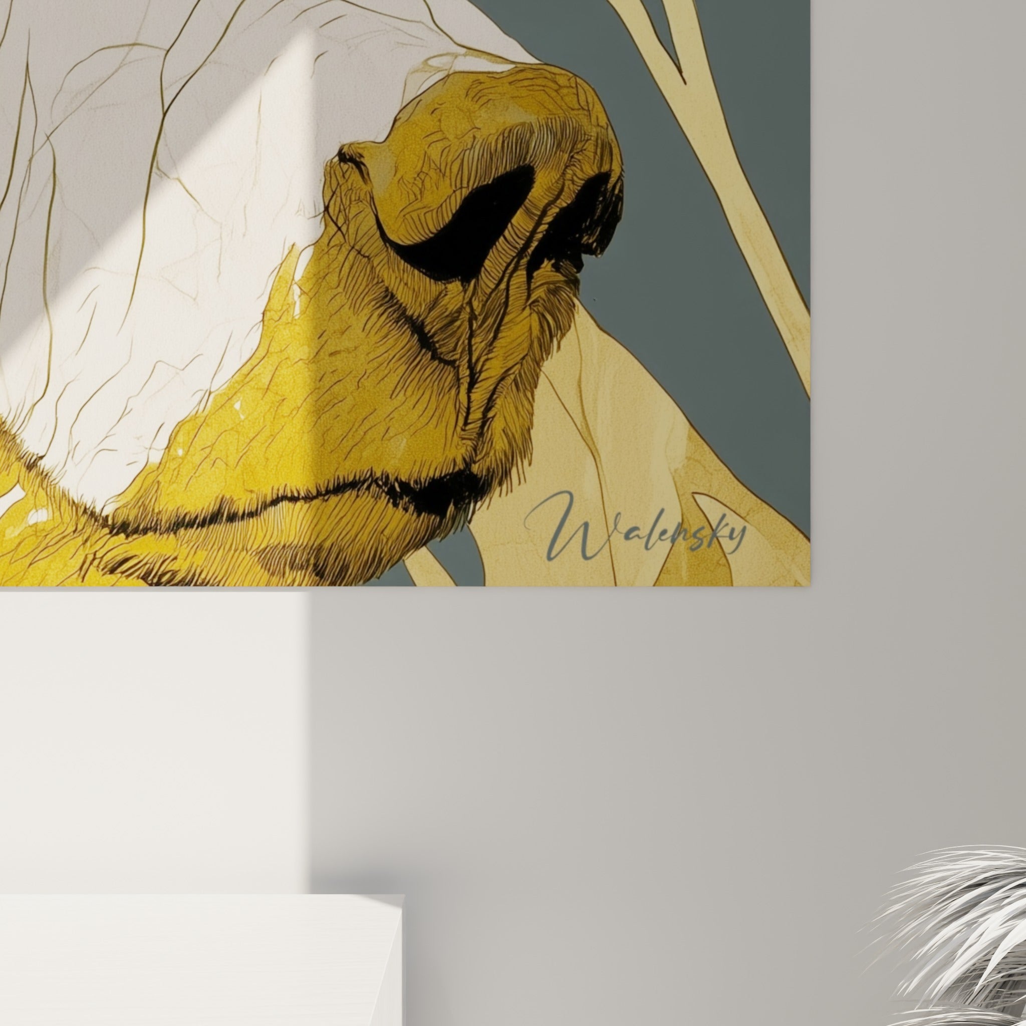 Détail du pelage doré de l'ours brun, traits fins noirs et touches blanches, matière graphique visible de près