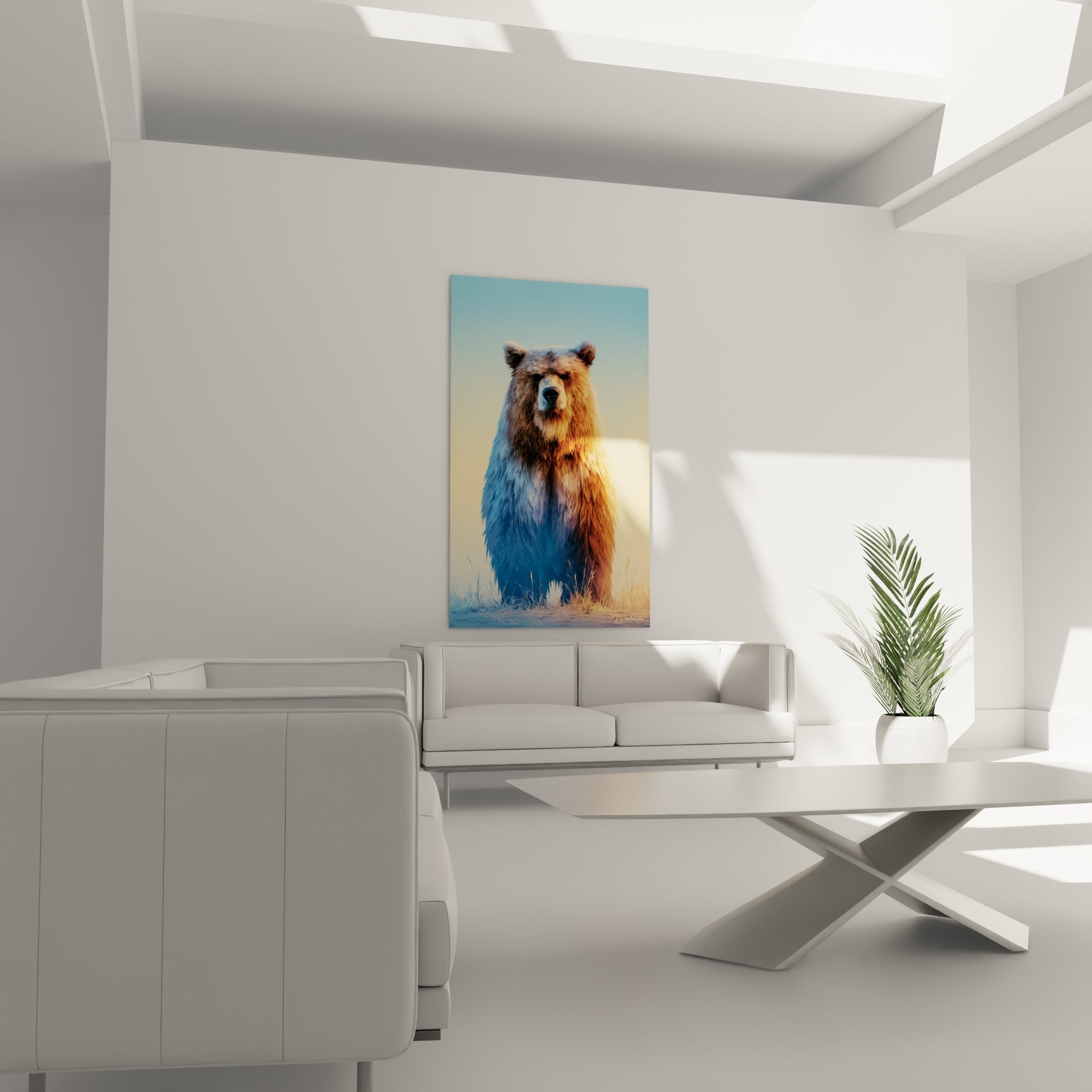 Pelage d'ours brun aux teintes ocre et bleu marine, accroché au-dessus d'un canapé dans un salon lumineux