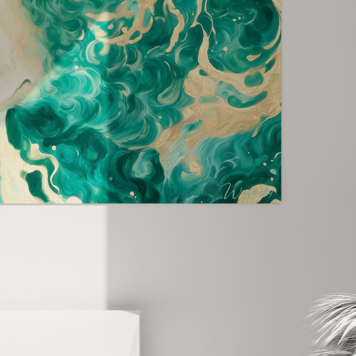Empâtements dorés et courbes turquoise se mêlent en gros plan, matière fluide de l'ours brun peint.