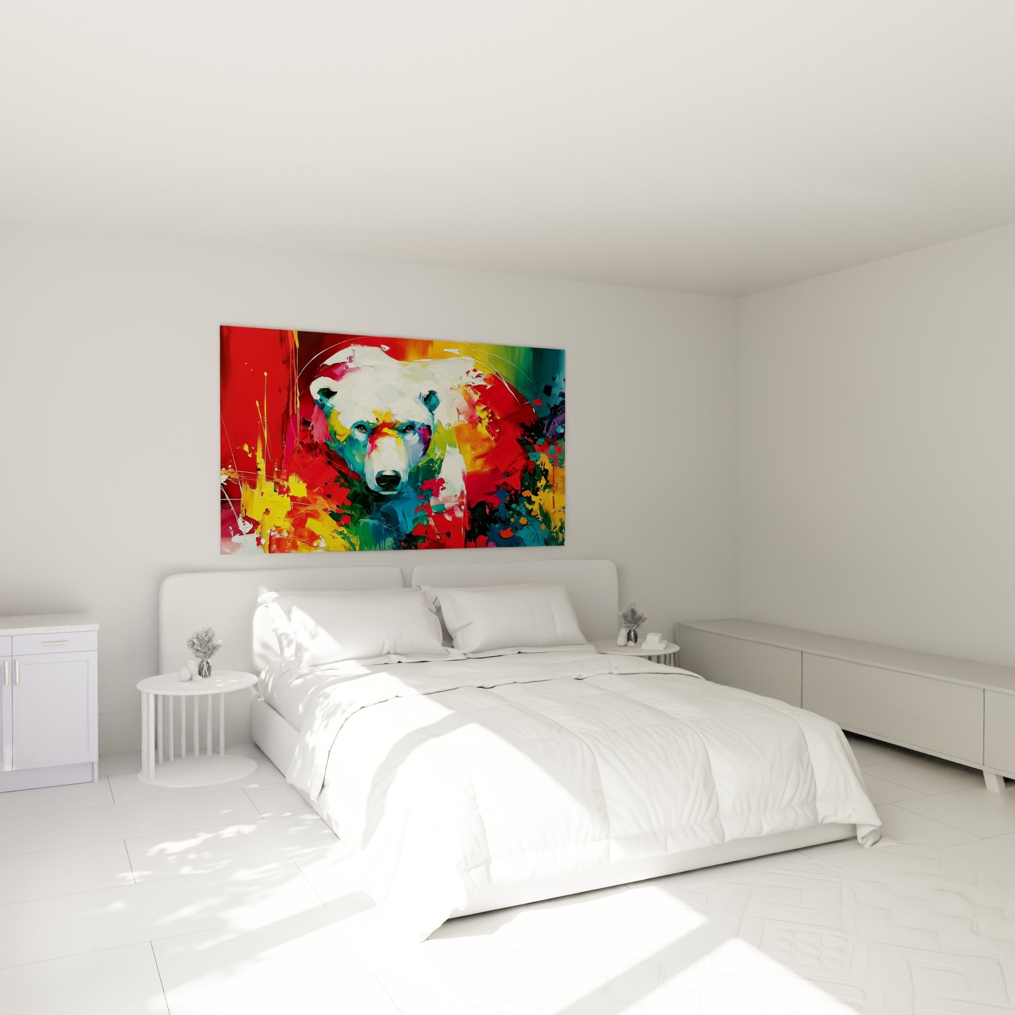 Museau d'ours polaire aux touches bleu sarcelle, accroché au-dessus d'un lit dans une chambre claire