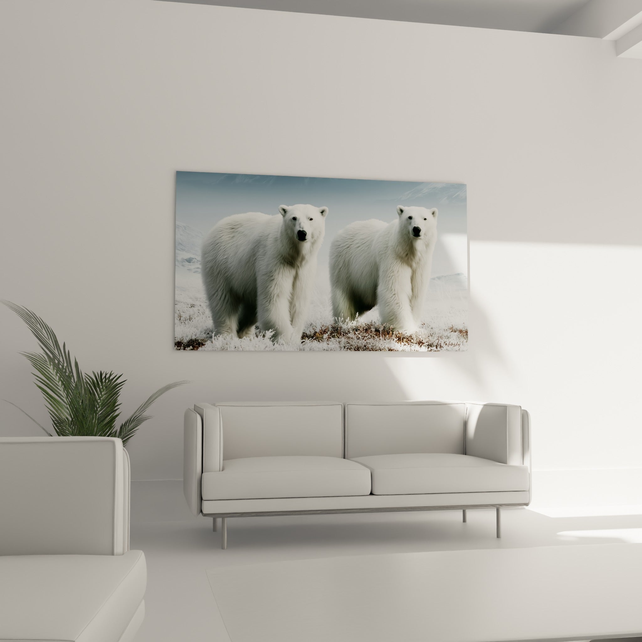 Ours polaires au pelage blanc dense accrochés au-dessus d'un canapé dans un salon lumineux