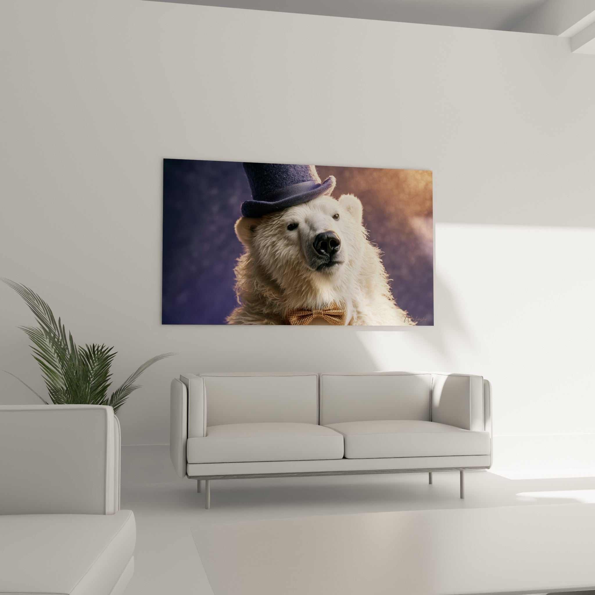 Regard intense de l'ours polaire au chapeau bleu marine accroché au-dessus d'un canapé dans un salon lumineux