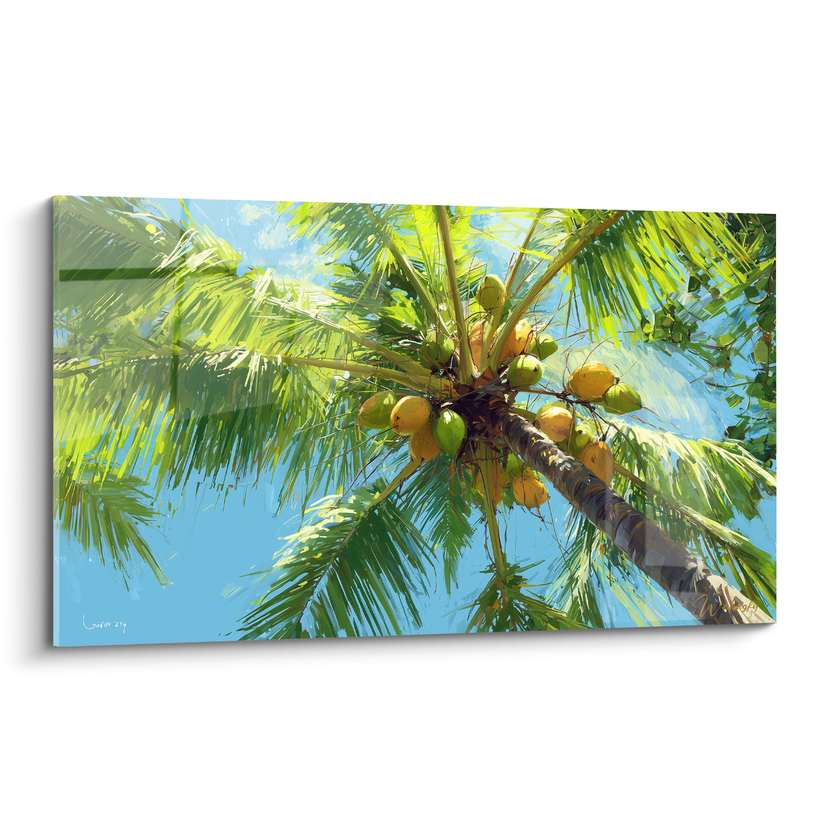 Cocotier vu du sol avec noix dorées et vertes, palmes vert émeraude sur ciel bleu azur éclatant