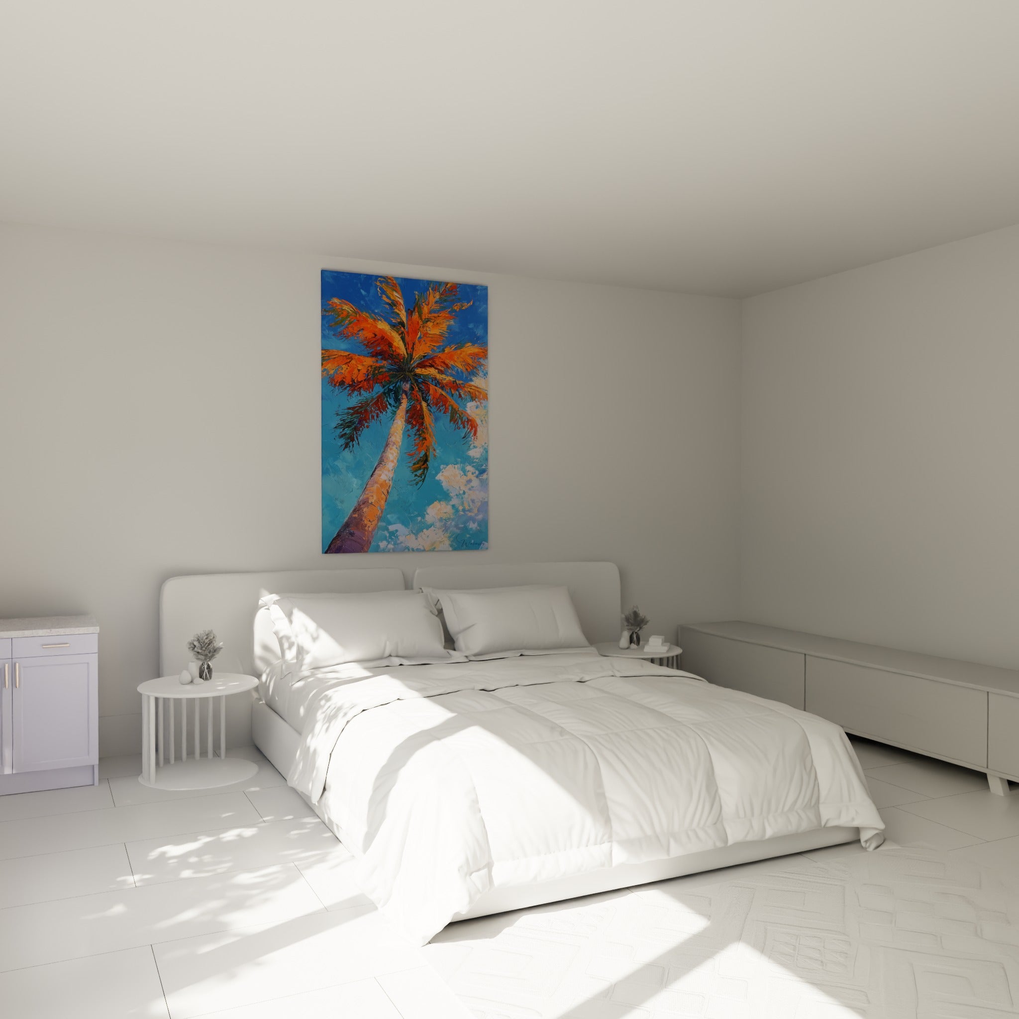 Palmes orangées et tronc violacé sous ciel bleu, accrochées au-dessus d'un lit dans une chambre claire