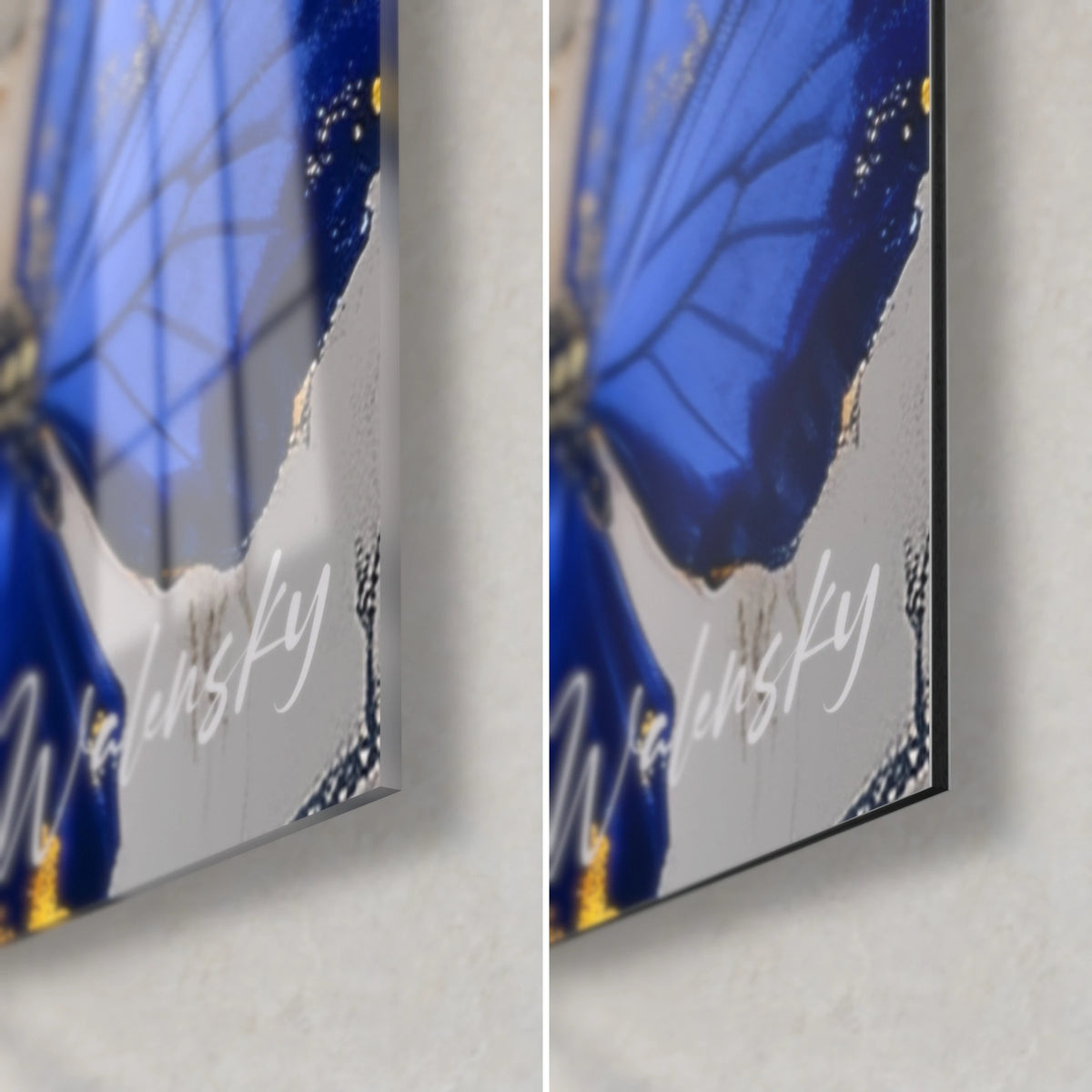 Tableau ailes bleu cobalt veinées d'or, coin bas droit, verre brillant à gauche, Dibond mat noir à droite, tranche 3 mm