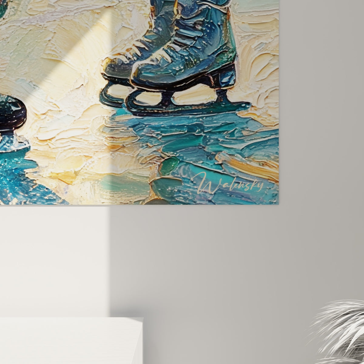 Empâtements épais du tableau patinage artistique, coulures dorées et bleu turquoise se mêlant sur la toile texturée
