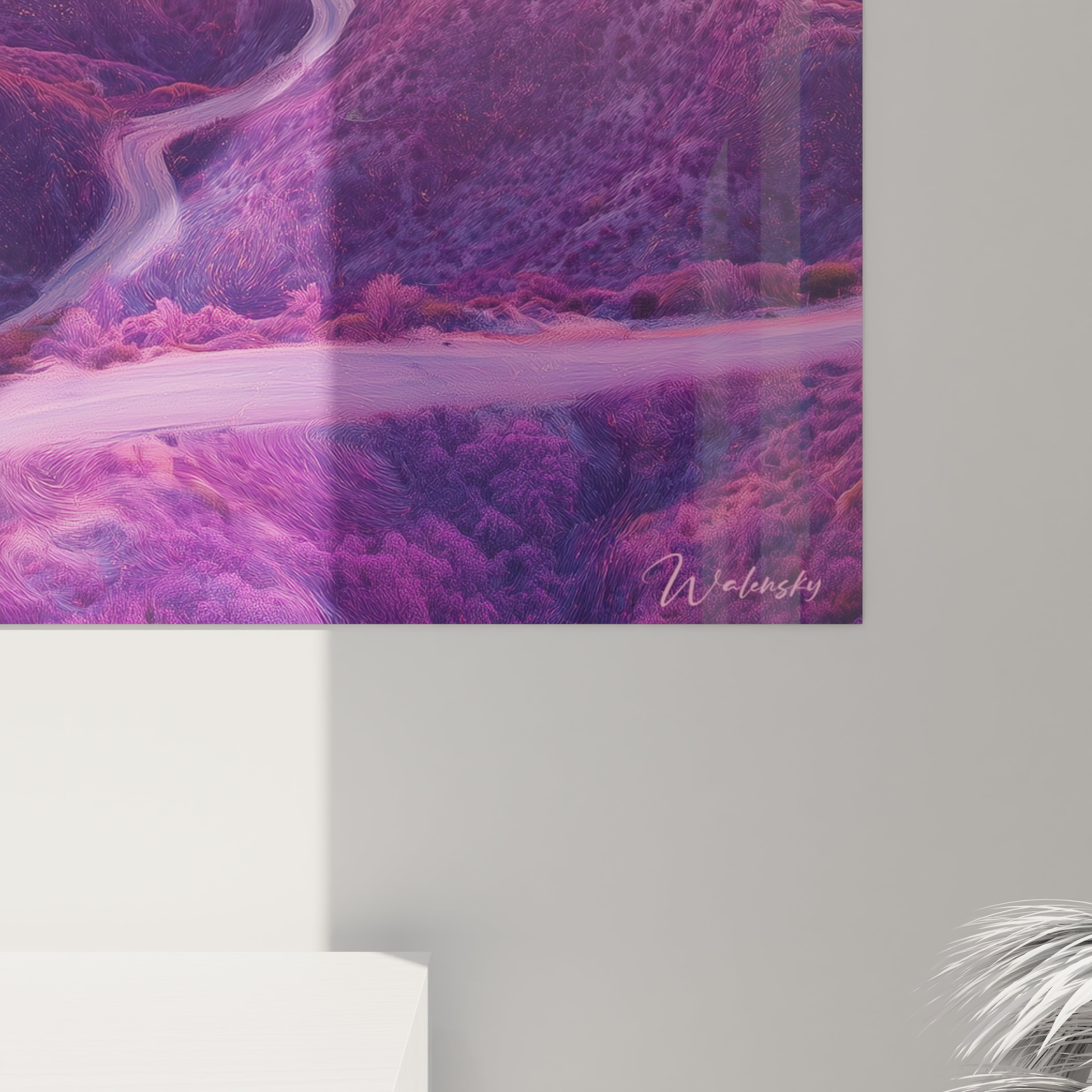 Un tableau montagne baigné dans une atmosphère surréaliste où les teintes roses et violettes transfigurent le paysage alpin. La perspective aérienne révèle une route sinueuse qui serpente à travers les reliefs ondulants, créant un contraste lumineux au cœur de la composition.