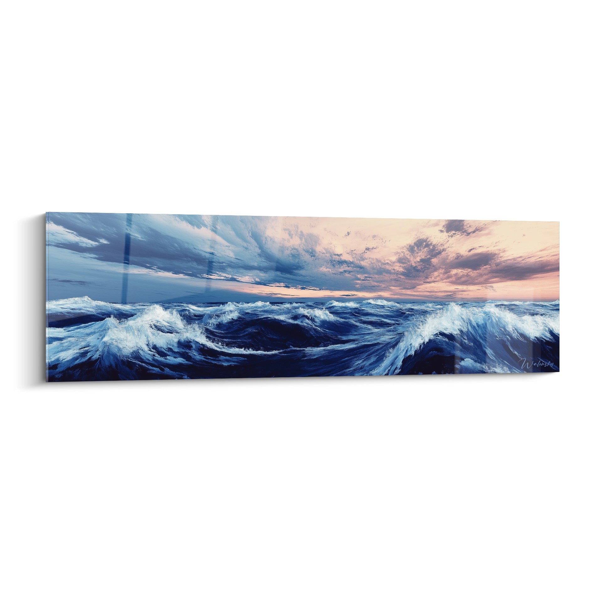 Un tableau mer représentant des vagues tumultueuses aux crêtes blanches écumeuses sur fond bleu profond, surmonté d'un ciel aux teintes roses et violacées, créant un contraste dramatique entre la violence marine et la sérénité céleste.