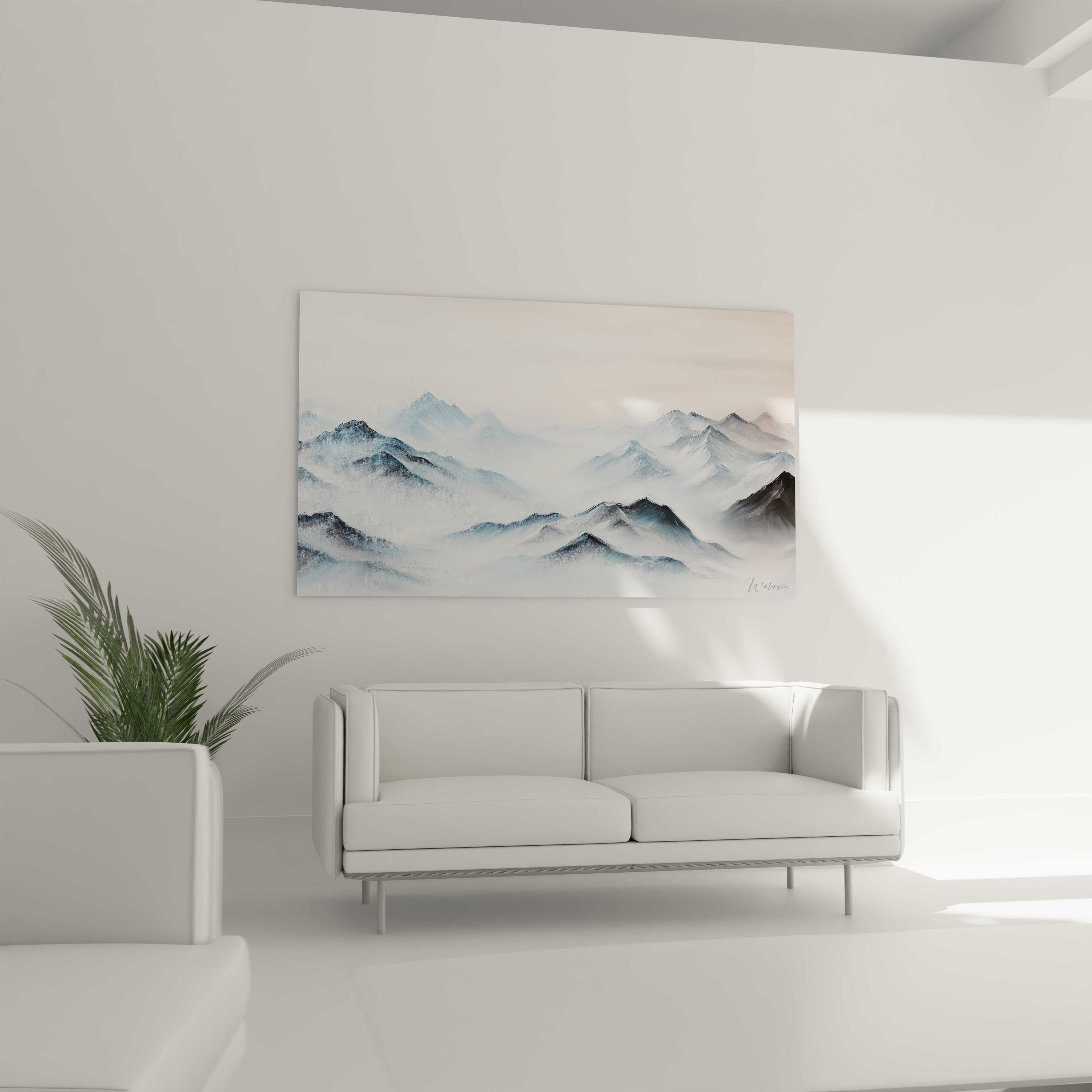 Un tableau montagne dépeignant un paysage alpin abstrait aux teintes bleutées, où les silhouettes des sommets se dissolvent progressivement dans un voile vaporeux, avec des textures délicates suggérant le relief minéral.