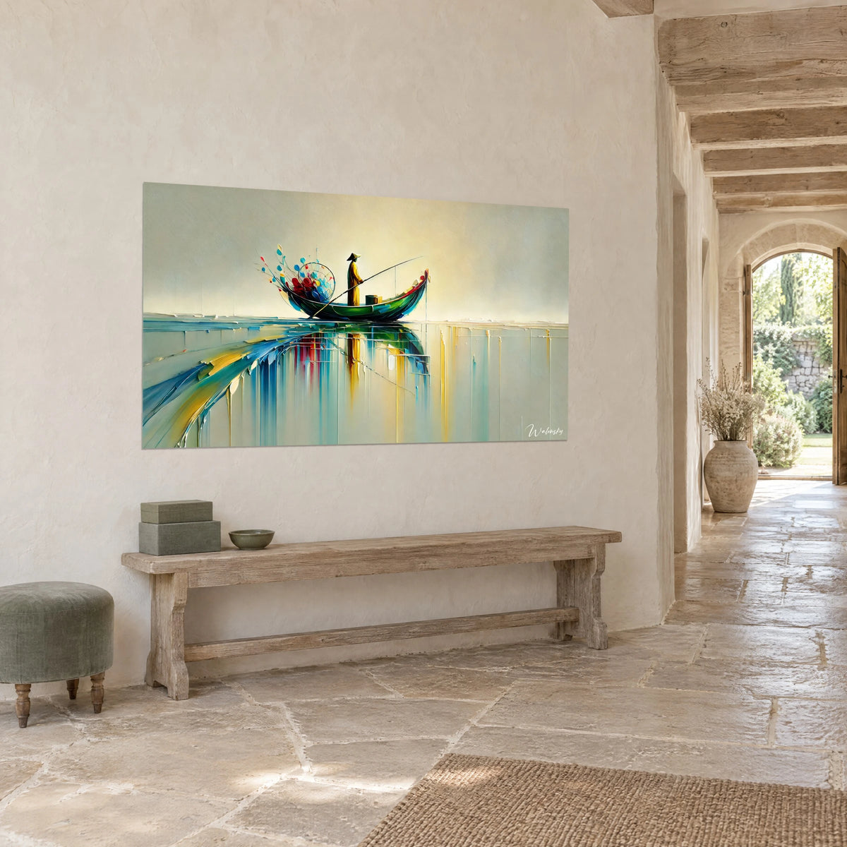 Tableau barque emplie de fleurs rouges et bleues, reflets jaunes coulant sur l'eau, mur de pierre et banc en bois clair