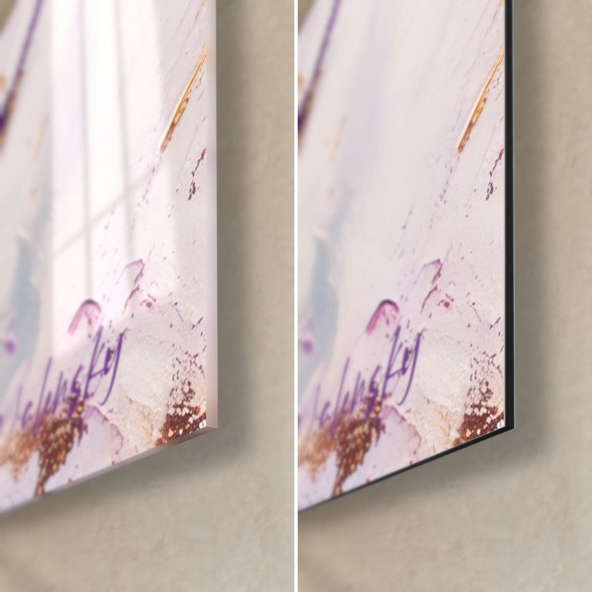 Tableau étalon ailé en pâte épaisse violette et or, coin bas droit : verre acrylique brillant, Dibond mat, tranche 3 mm