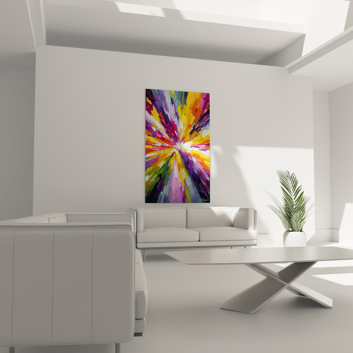 Éclatement chromatique doré et mauve accroché au-dessus d'un canapé dans un salon lumineux