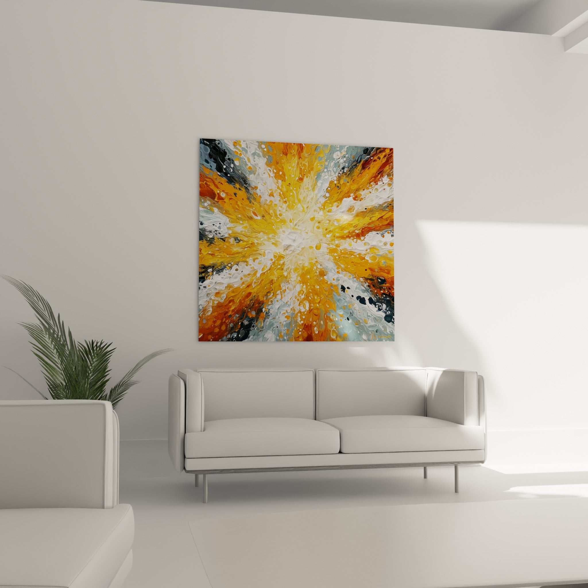 Jaillissement doré et blanc texturé, tableau style Peinture abstrait au-dessus d'un canapé dans un salon lumineux