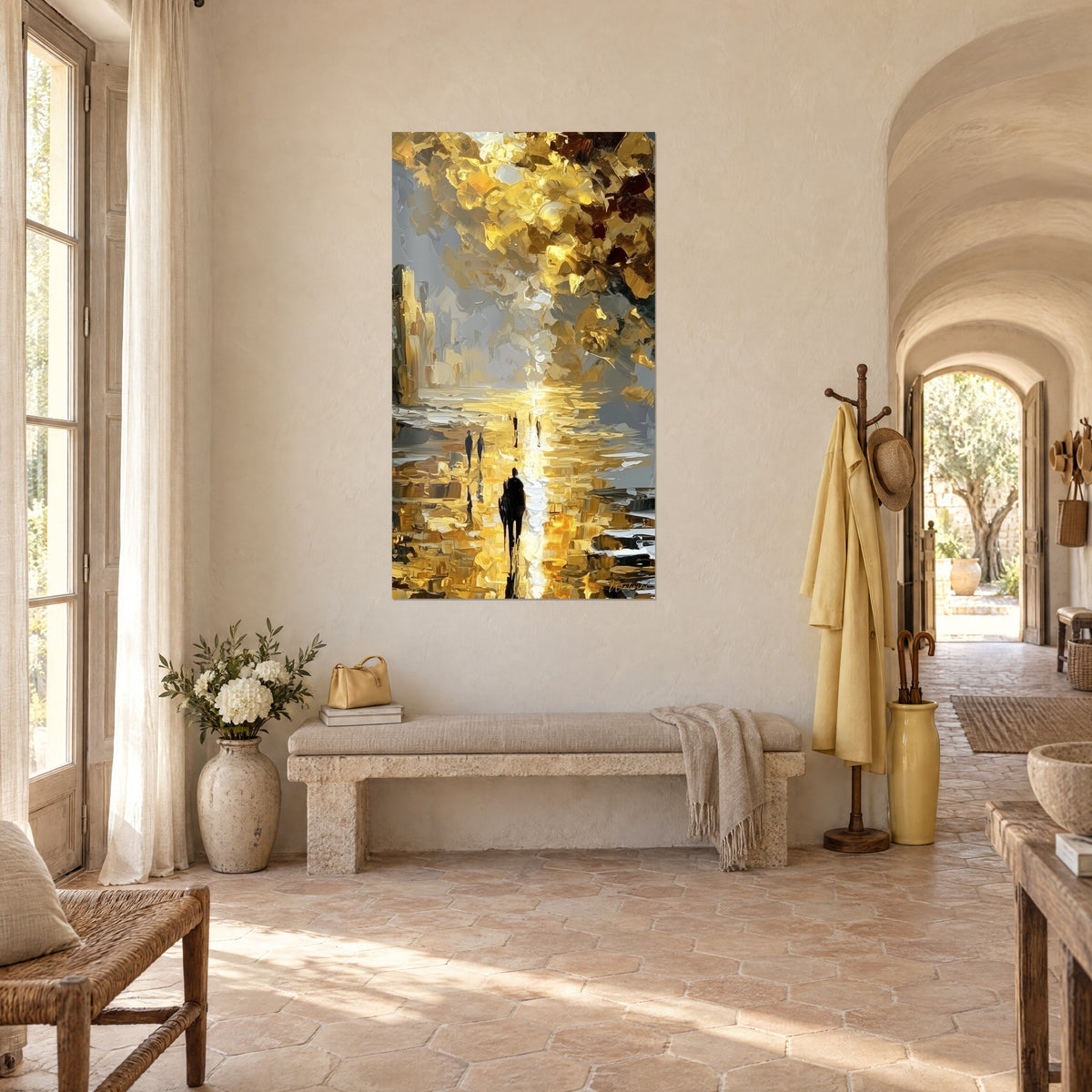 Tableau promeneurs sur chaussée mouillée d'or et de gris, couloir voûté d'un mas provençal en perspective