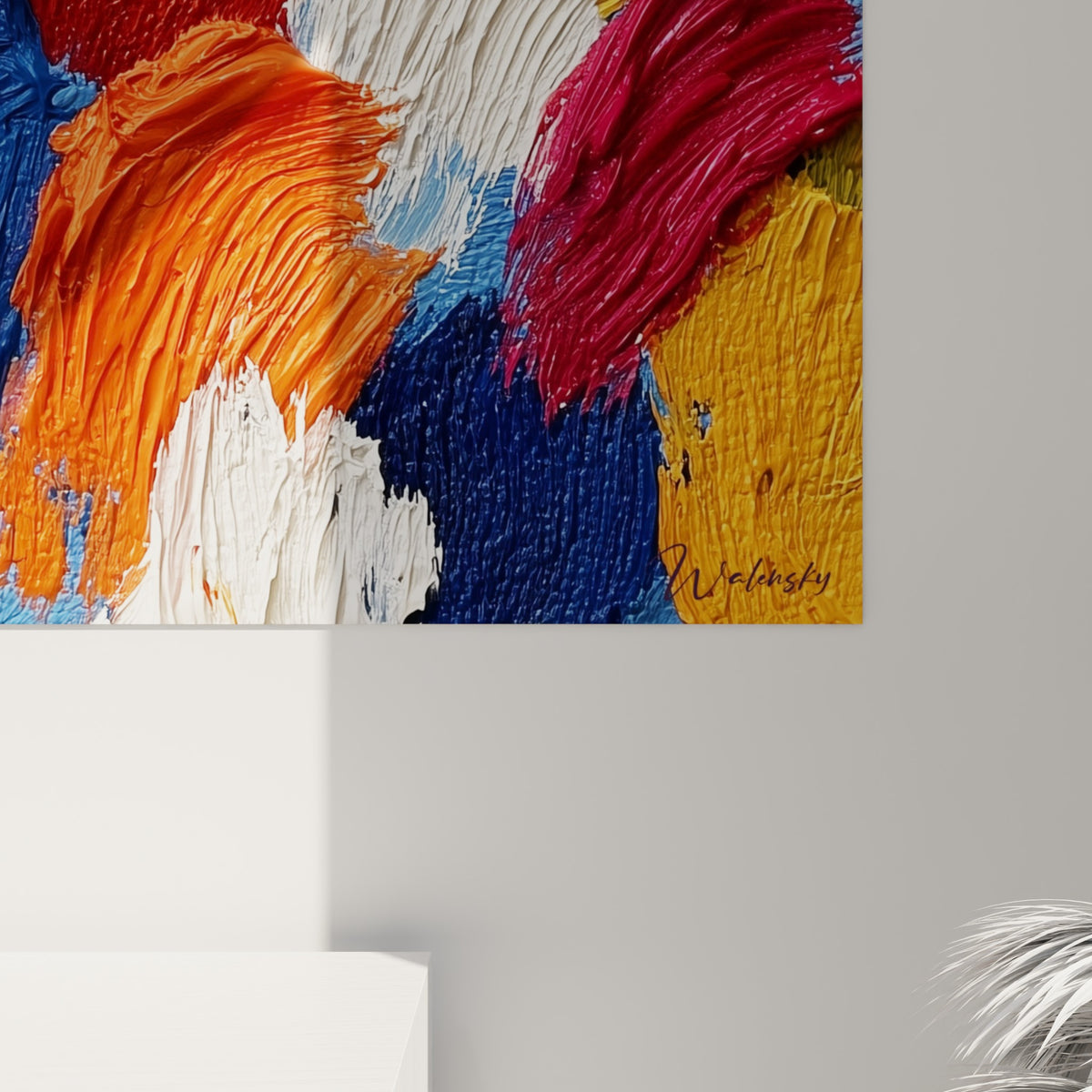 Sillons de peinture épaisse mêlant bleu marine, blanc cassé et rouge révèlent la matière de ce tableau abstrait