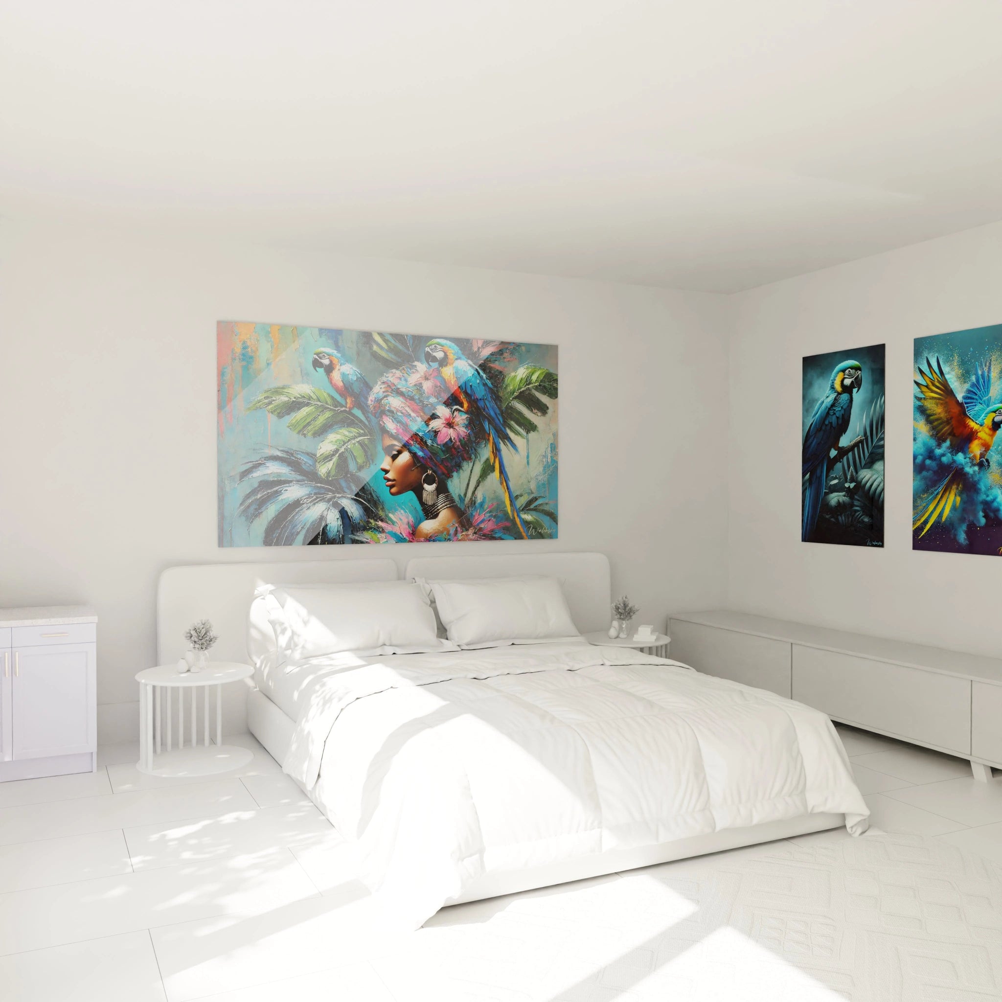 Tableau perroquet accroché au-dessus d un lit dans une chambre moderne. L oeuvre artistique pleine de vie, avec ses perroquets exotiques, transforme l ambiance en un espace vibrant et apaisant.