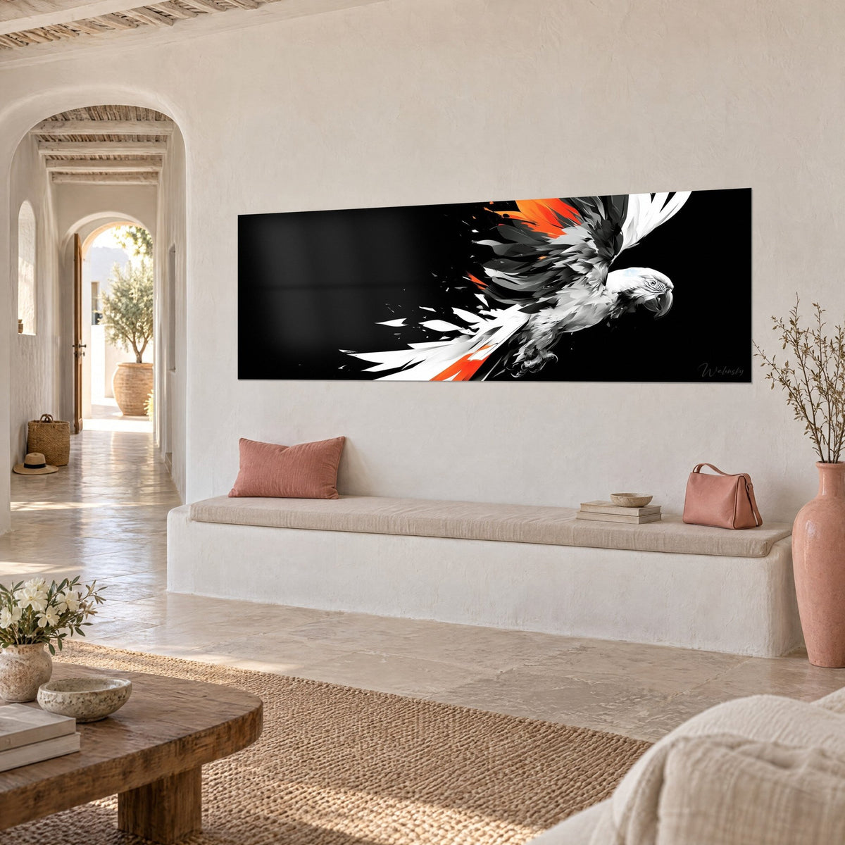 Gemälde Papagei mit ausgebreiteten Flügeln, weißes und grau gestreiftes Gefieder mit Orangetönen, langes Format an der verputzten Wand eines mediterranen Hauses