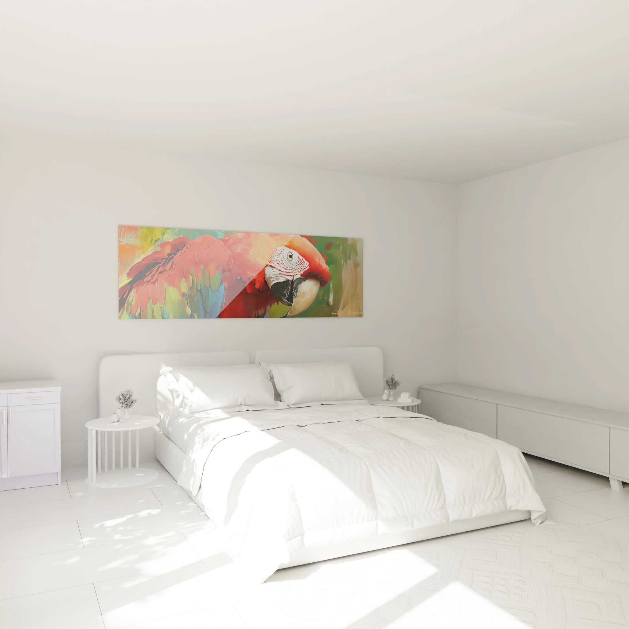 Tableau perroquet coloré Walensky accroché au-dessus d'un lit blanc dans une chambre minimaliste