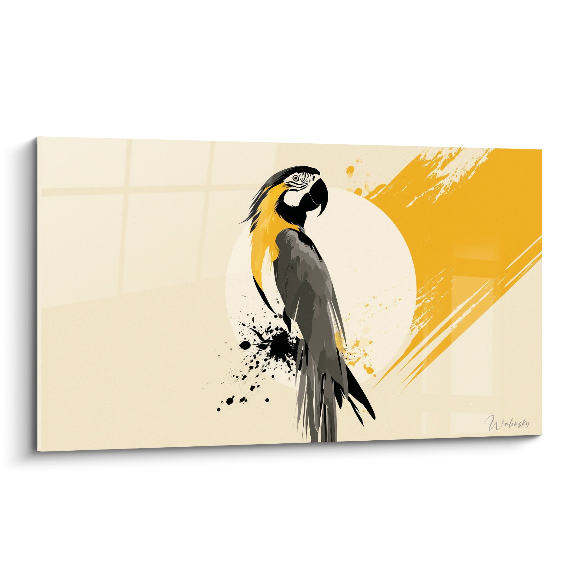 Perroquet gris anthracite et jaune safran, plumage stylisé sur fond crème éclaboussé d'encre